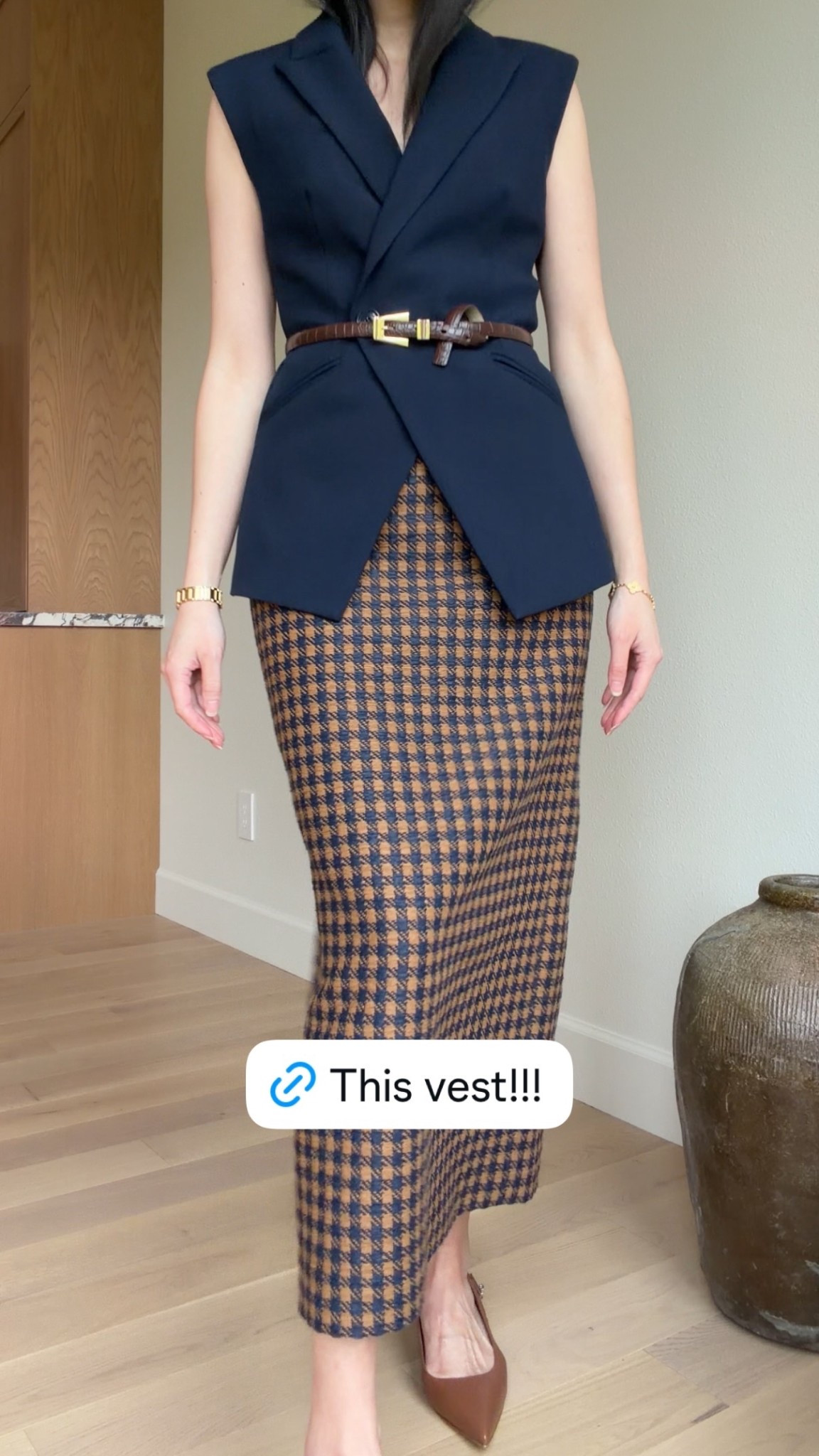 Vest in stock now - get it before it’s gone. 


#VeronicaBeard
#classicstyle
#springoutfit
#summeroutfit
#summerworkwear

#LTKootd #LTKSeasonal #LTKWorkwear