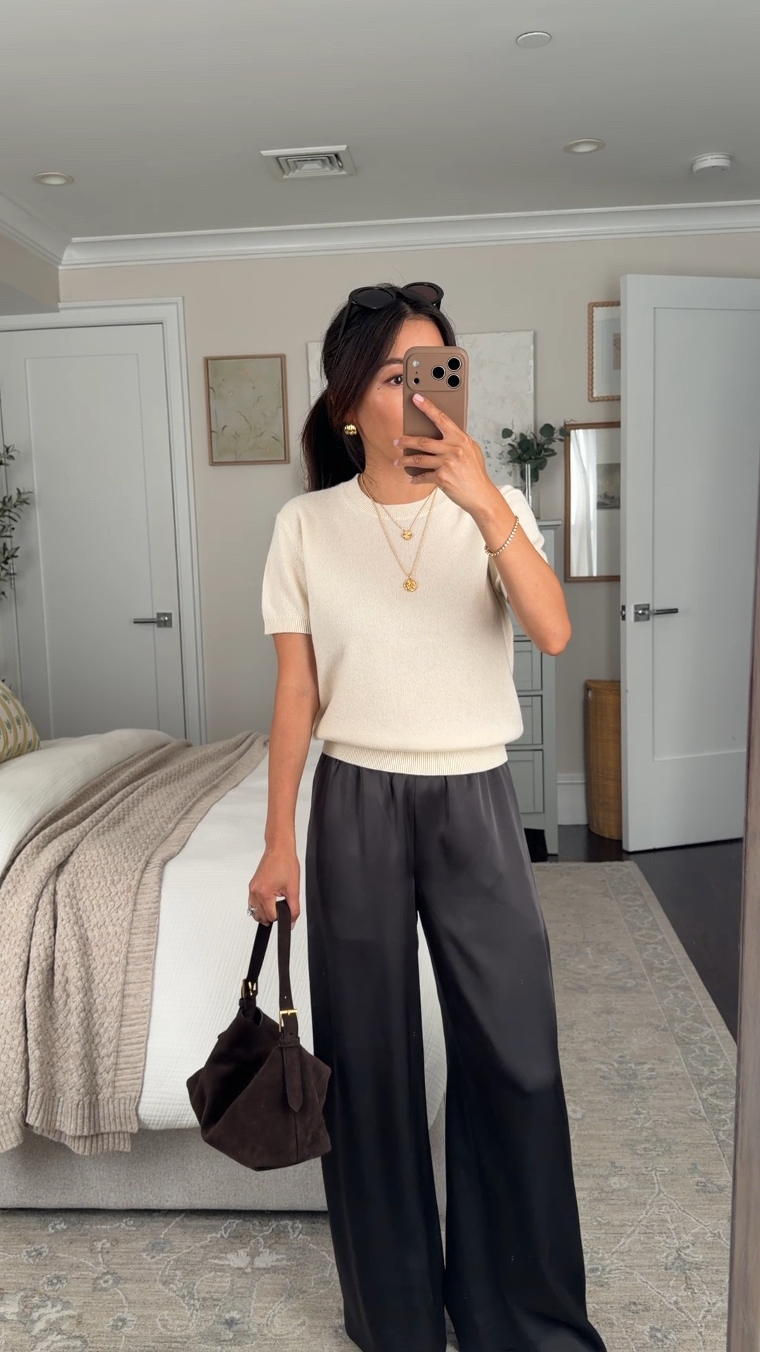 • great elevated staple- cashmere tee XS I sized up for a little relaxed slouch and bc cashmere shrinks a little when I wash on cold (air dry)
• Satin Lodge Pant XS short i sized up  so they’re more flowy and I cut the ties off since I don’t use them
• jcrew bag with convertible straps 

Petite style, fall outfit ideas, elevated easy dinner, girls night , date night outfit

#LTKPetite #LTKSeasonal #LTKootd