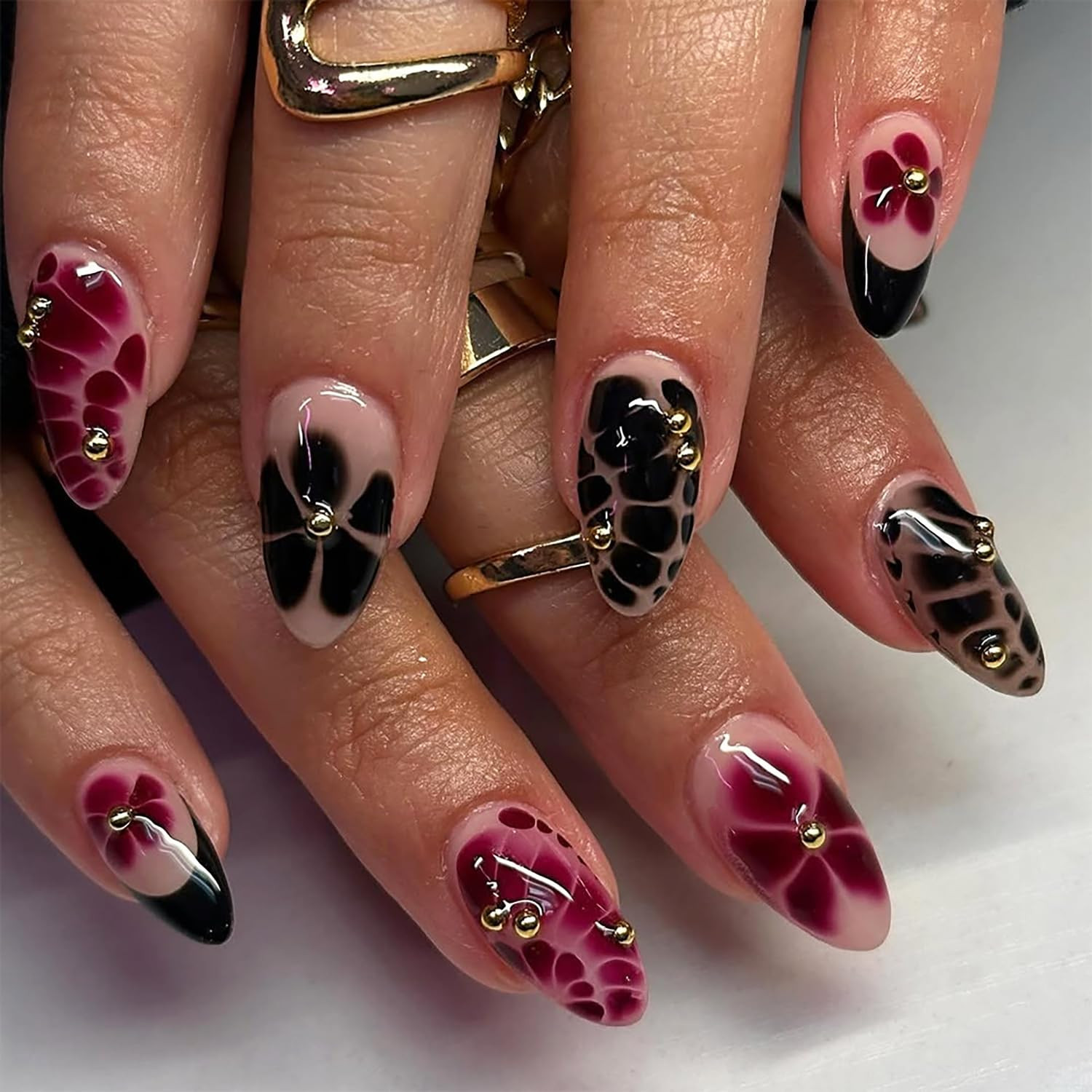 24 Pcs Short Press on Nails Almond Black Red Flower Fake Nails with Gold Beads Design Reusable Fr... | Amazon (US)