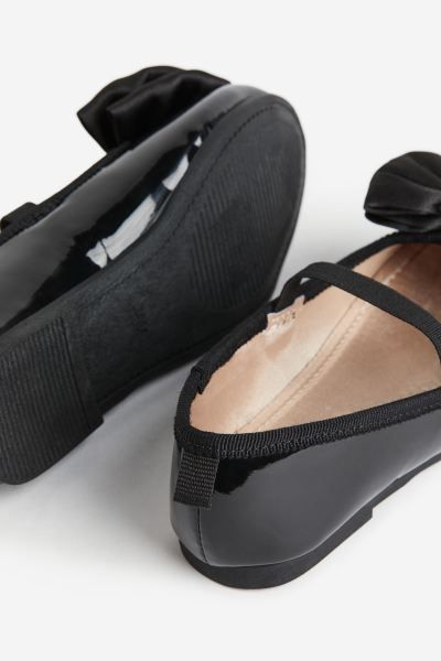 Appliquéd Ballet Flats | H&M (US + CA)