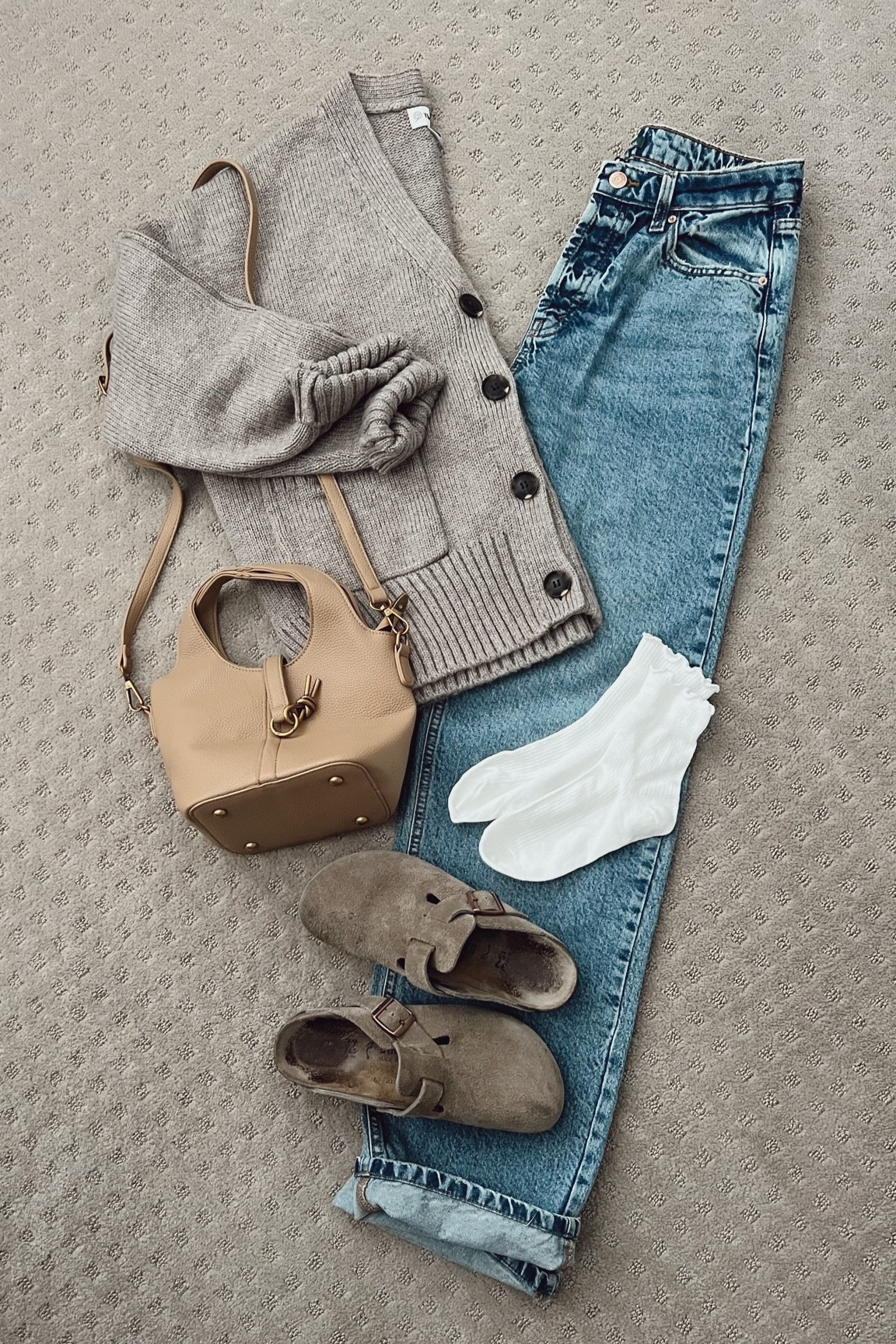 Pinterest outfit Inspo. 🤎✨

#LTKShoeCrush #LTKStyleTip