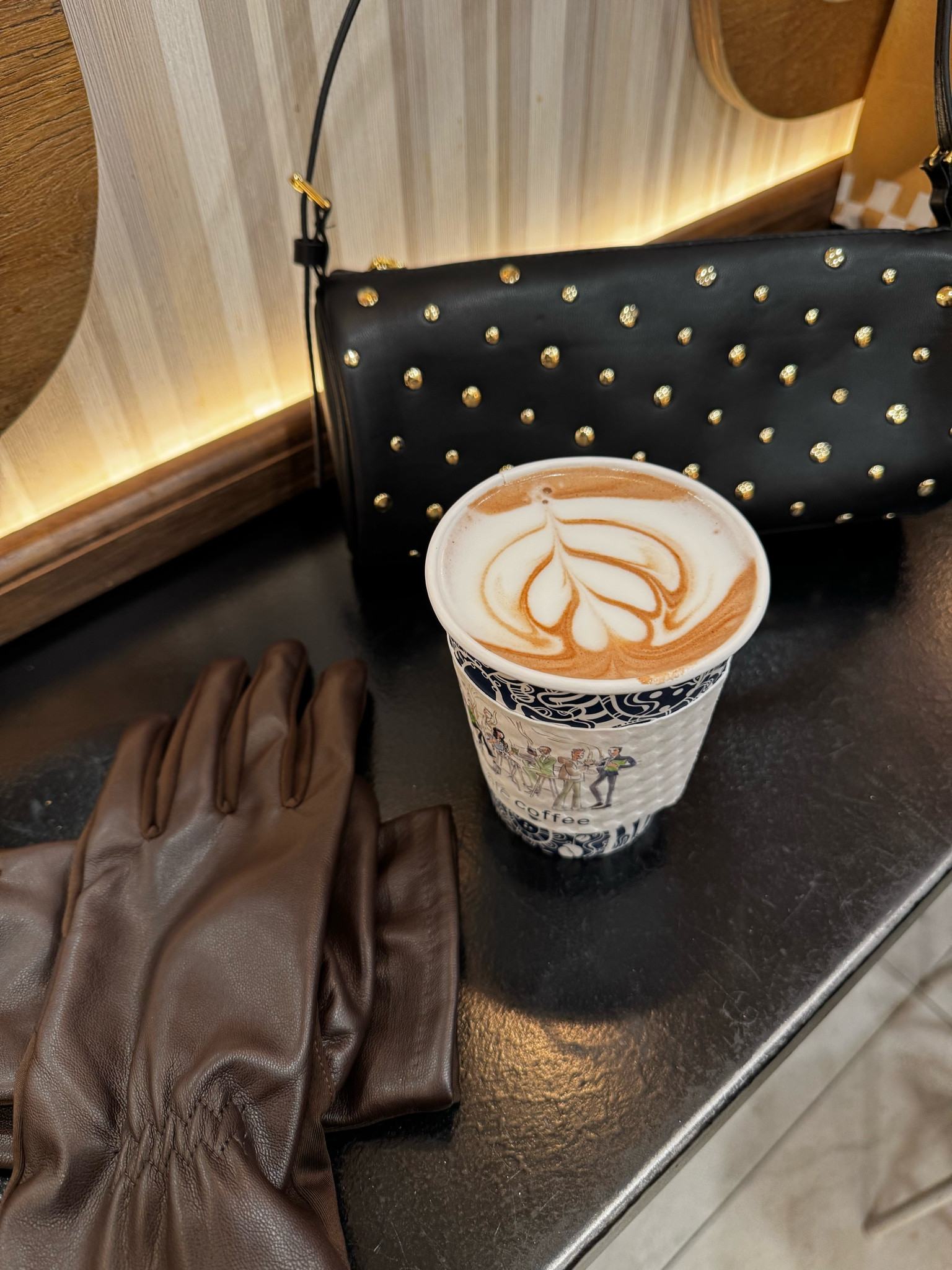 Fav winter accessories 

#LTKBeauty #LTKStyleTip #LTKSeasonal
