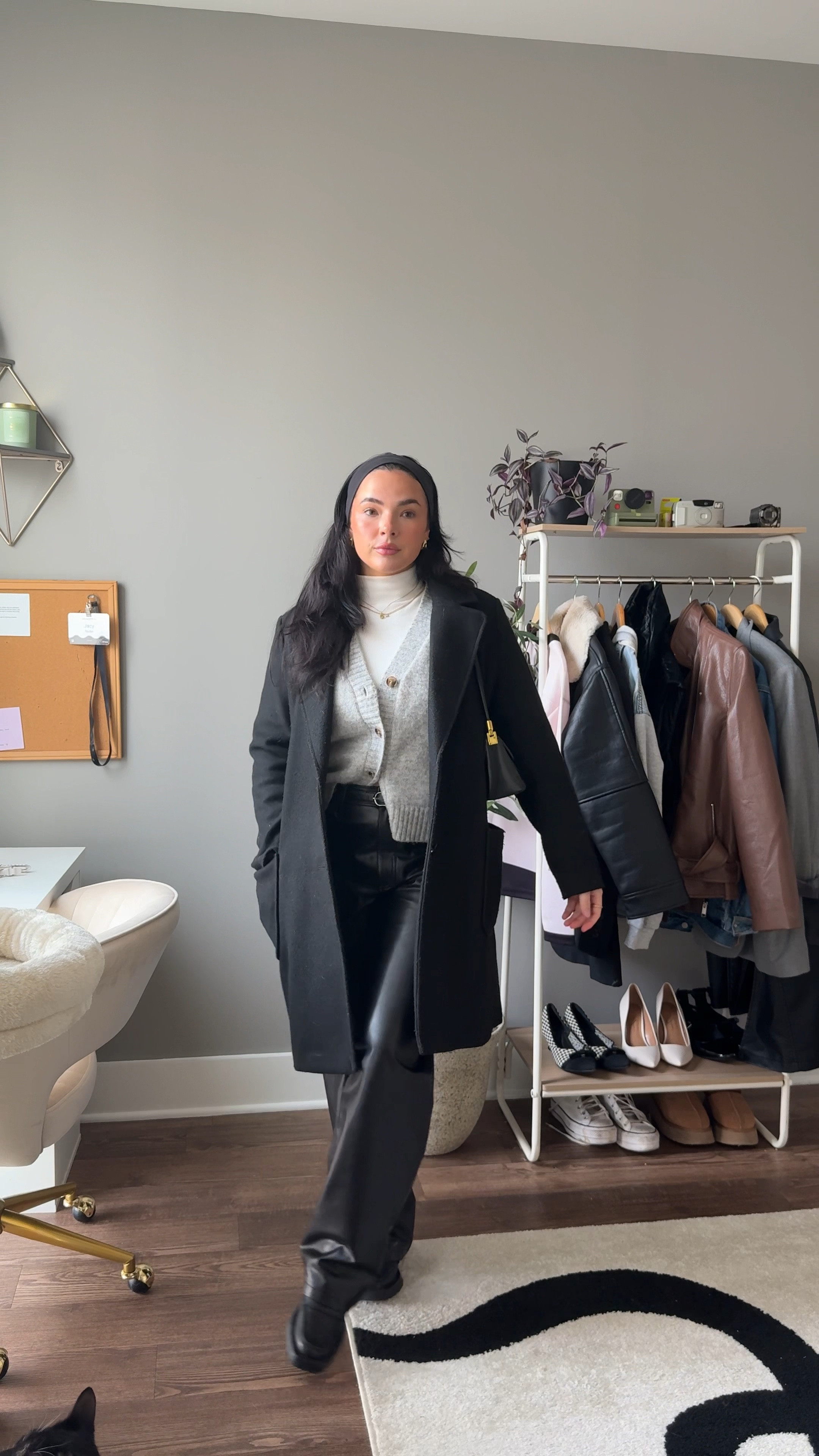 Winter outfit inspo❄️ 









Fashion inspo, outfit of the day, winter outfits, layering pieces, Abercrombie, fashion, wardrobe, Amazon fashion, purse, leather pants, peacoat, winter, long sleeve tops, turtle necks, sale, 

#LTKHoliday #LTKGiftGuide #LTKStyleTip