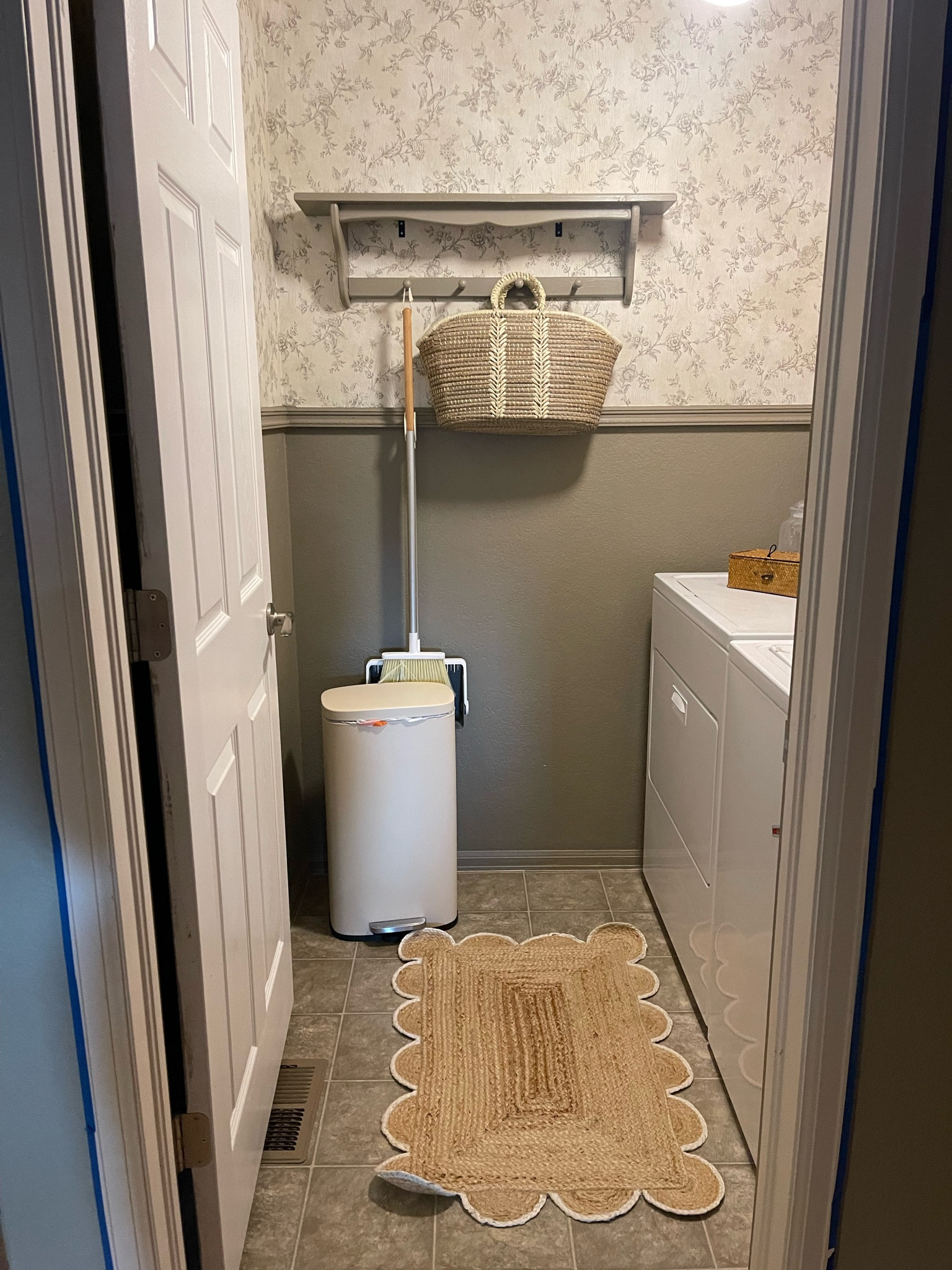 Laundry room makeover 

#LTKHome