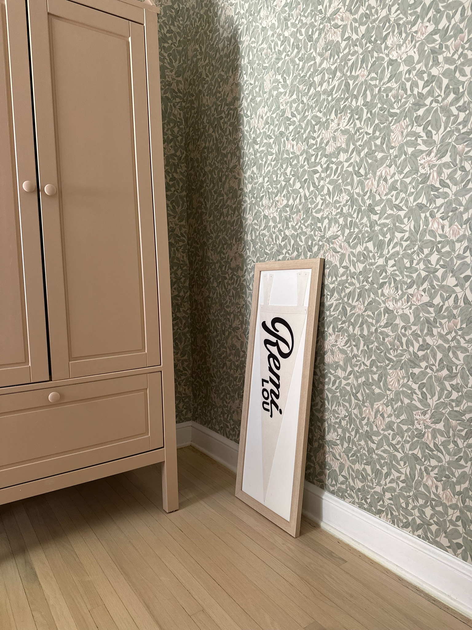 Remi’s pennant name flag 🤍

Vintage Pennant flag- @fellowflagco
Frame- @frameiteasy 

Pennant details:
Ella pennant 
10x31
Vintage white w/ Black writing

Frame details: 
Derby in Wheat 
32 x 11 
Non glare Acrylic

Use code “jDrG” for 10% off your order! 

#LTKHome #LTKBaby #LTKFamily