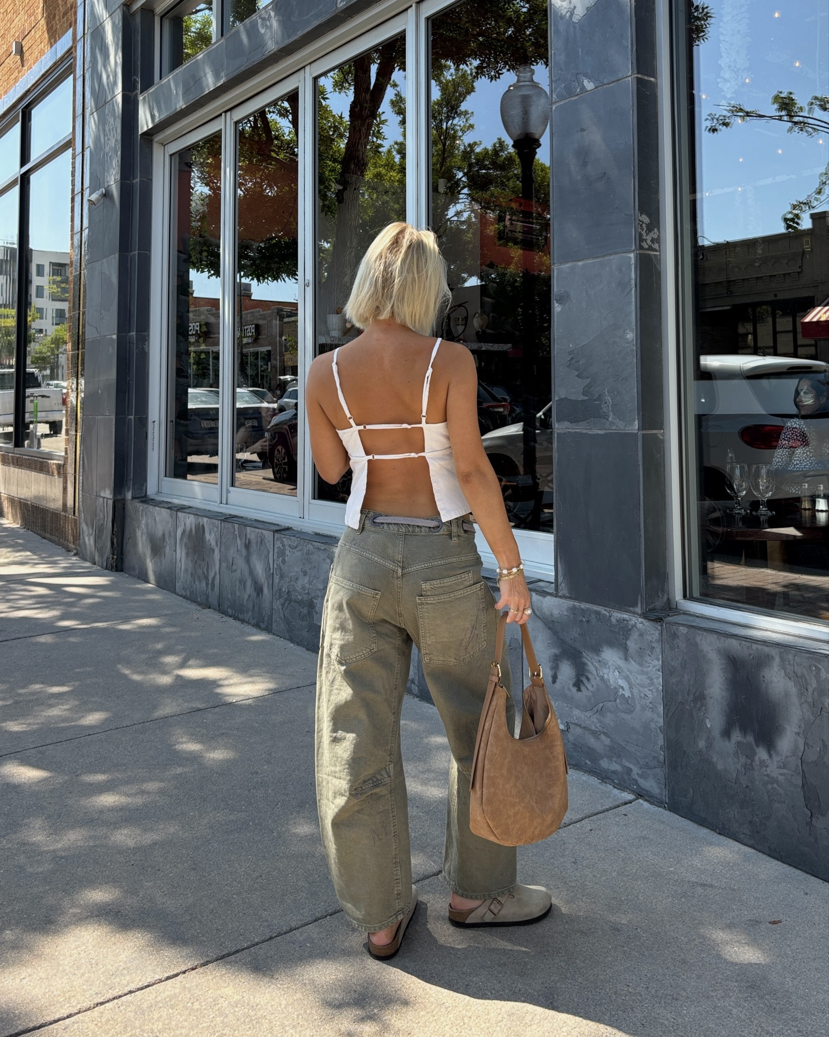 xs in top and 25 in bottoms🤭