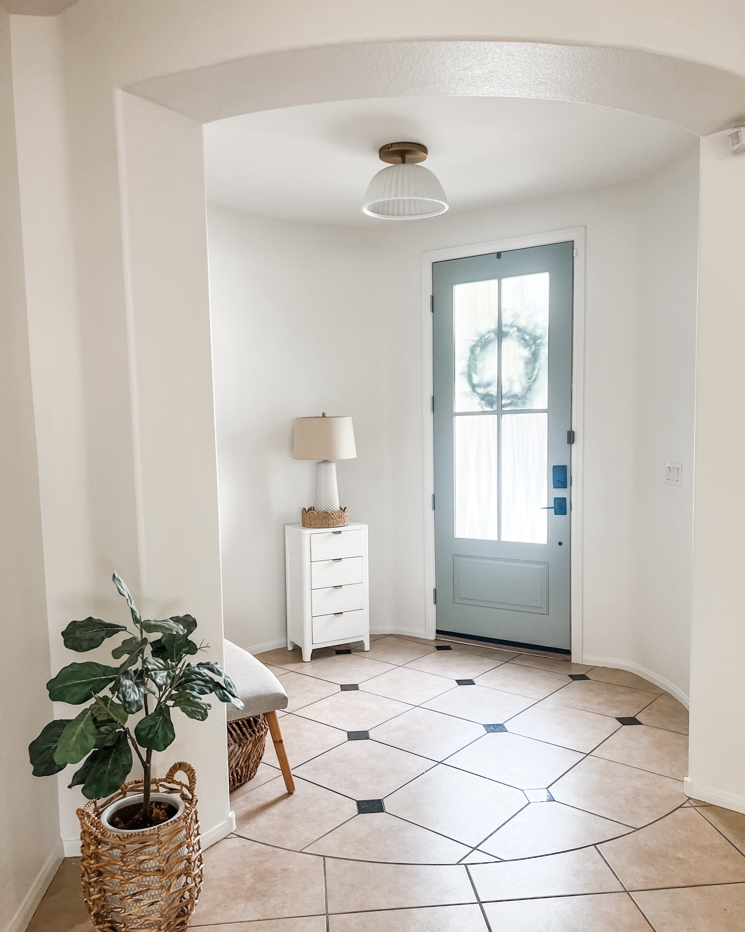 Paint makes all the difference!!!  We had the interior of our house painted 3 days before thanksgiving!  It feels like a brand new home.  I’m so happy with the colors & I can’t stop staring at our beautiful blue/gray door!  I ordered a new rug for this area and I can’t wait to get it!  

#freshpaint #paintcolors #benjaminmooreboothbaygray #sherwinwilliamssnowbound 




#LTKHoliday #LTKHome