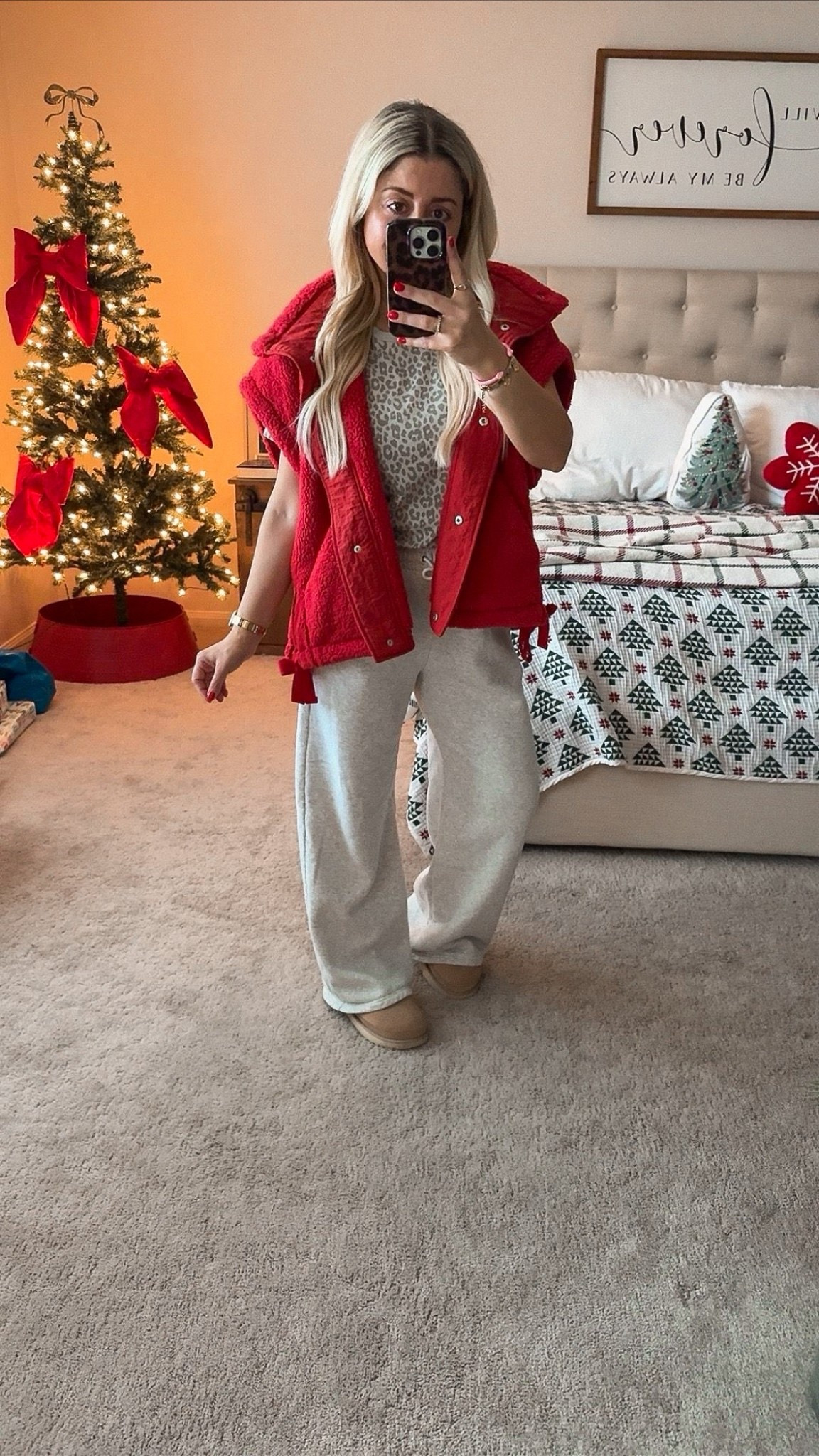 Comfy outfit
Free people vest small
Leopard tee m
Wide leg sweatpants small
Ugg clogs tts

#LTKFindsUnder100 #LTKSaleAlert #LTKootd