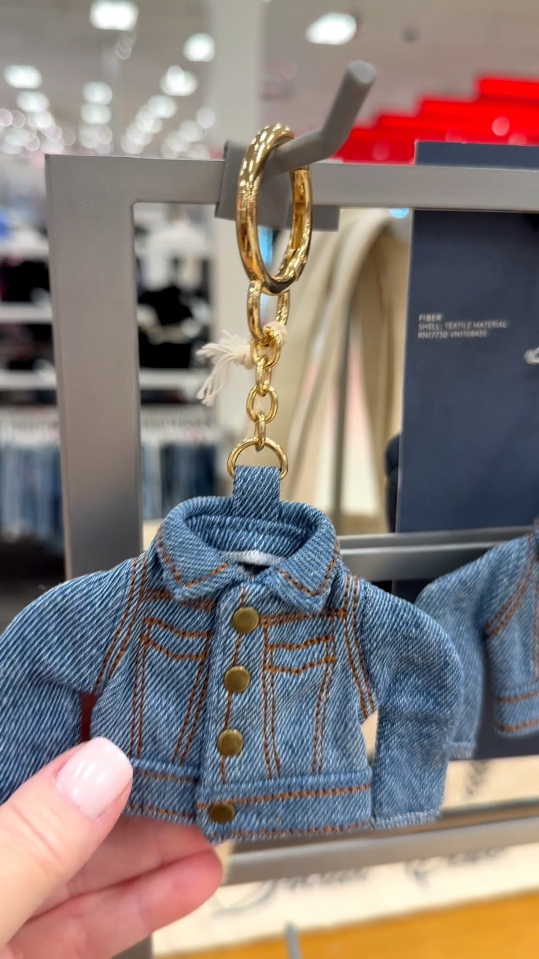 Ohhh the cuteness of this denim jacket purse charm. Just stop! 😍

#pursecharm #denimjacket #keychain #denimjacketpursecharm #purseaccessories #target #bagchain #bagcharm

#LTKMidsize #LTKPlusSize #LTKTall