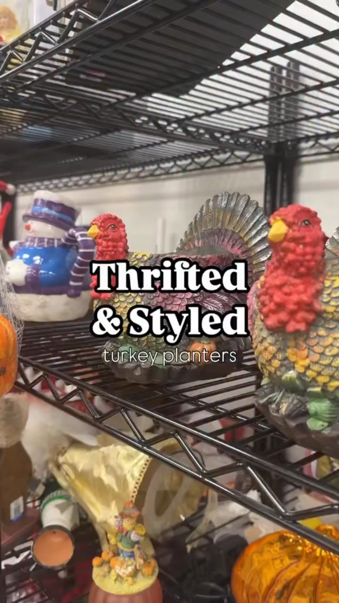 Let’s talk 🦃 

I am absolutely enamored with vintage animal shaped planter pots, but turkeys are 100% perfect to add a little bit of whimsy to your fall or Thanksgiving Home! Would you thrift a turkey planter?