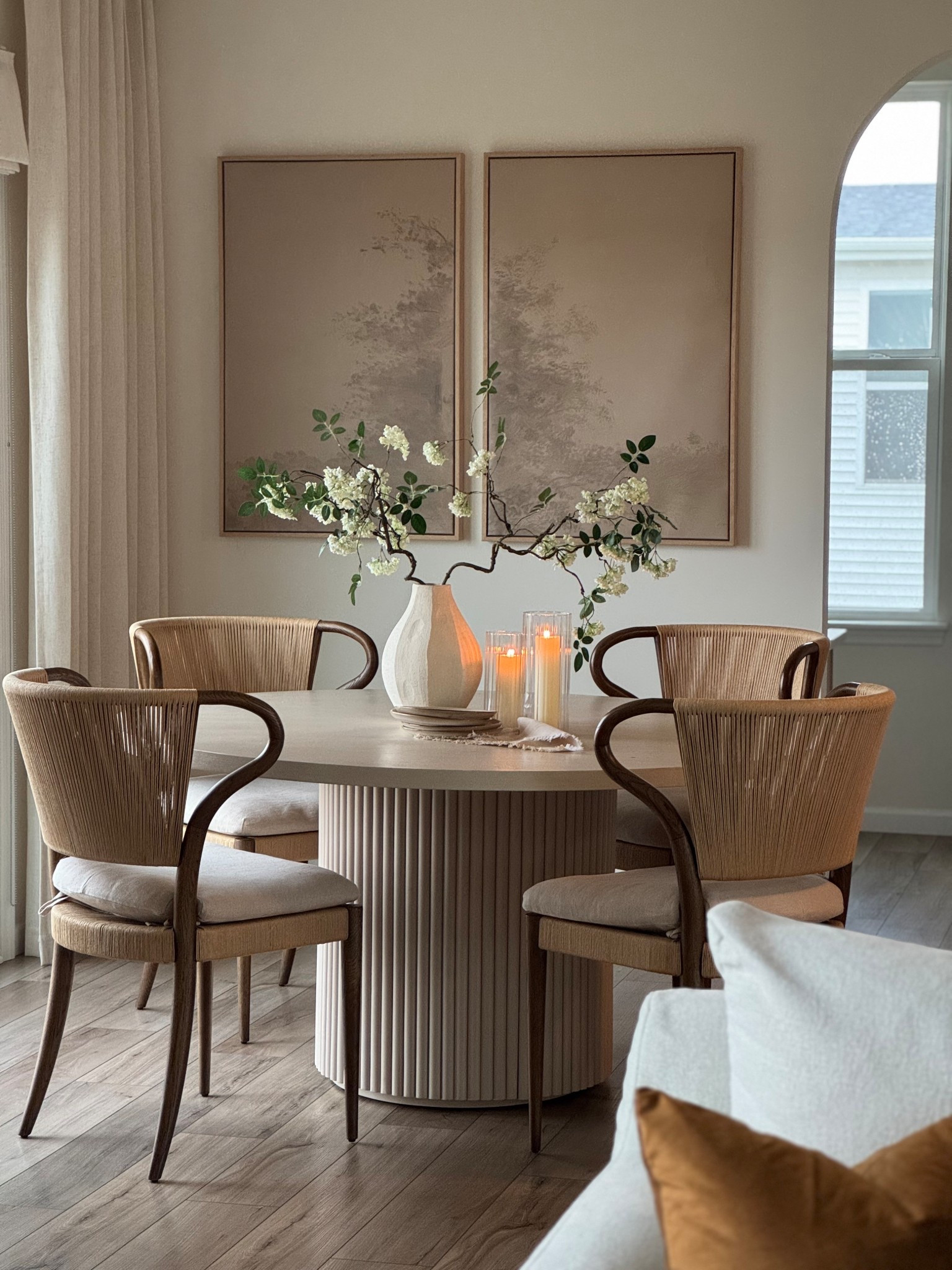 Cozy nook glow🕯️

#LTKHome #LTKmorningroutine #LTKdayinmylife