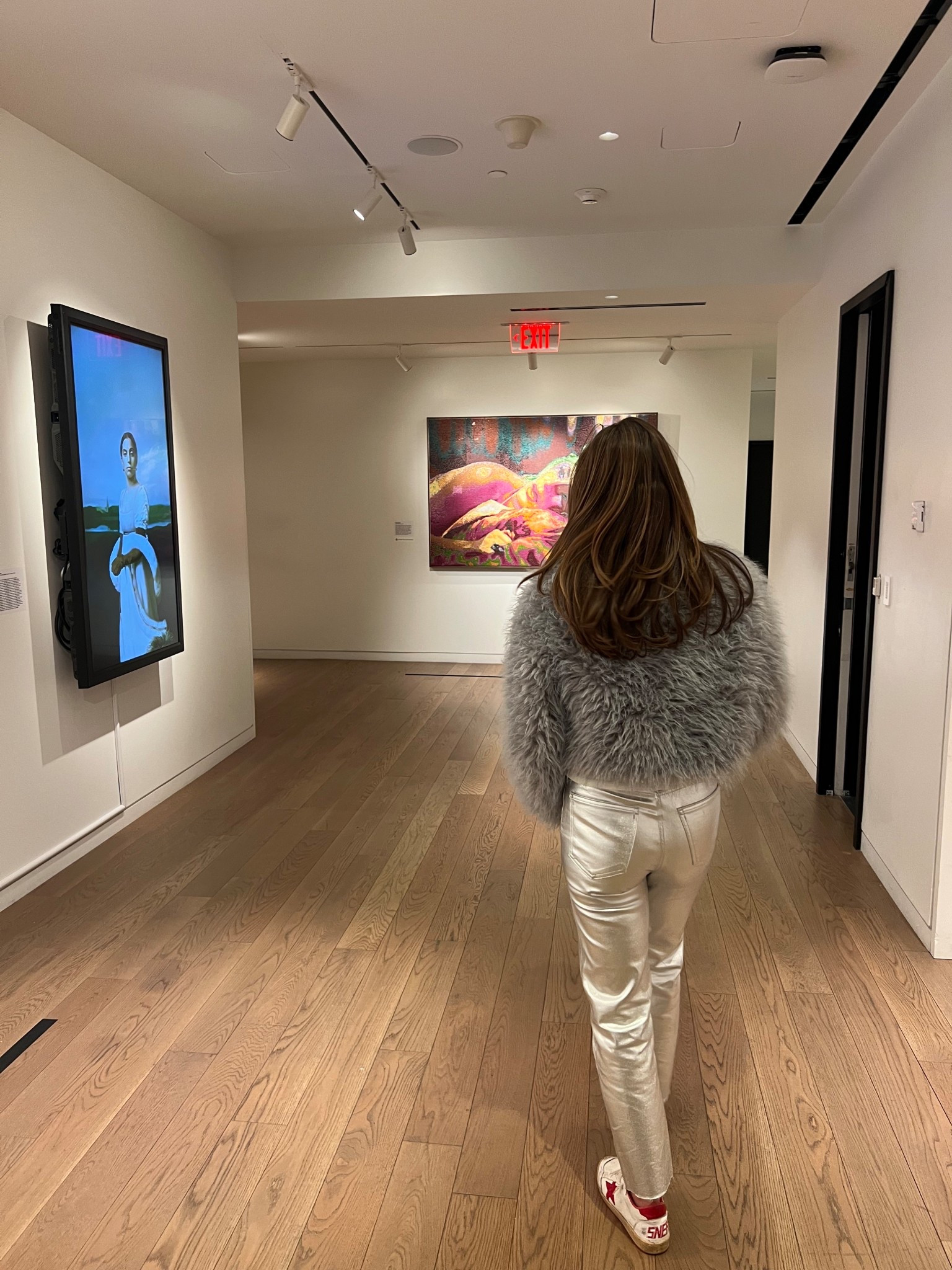 Silver pants make for the perfect Holiday outfit or for New Years Eve! I found these from Loft and they are only $26!

#LTKHoliday #LTKFindsUnder50 #LTKSaleAlert