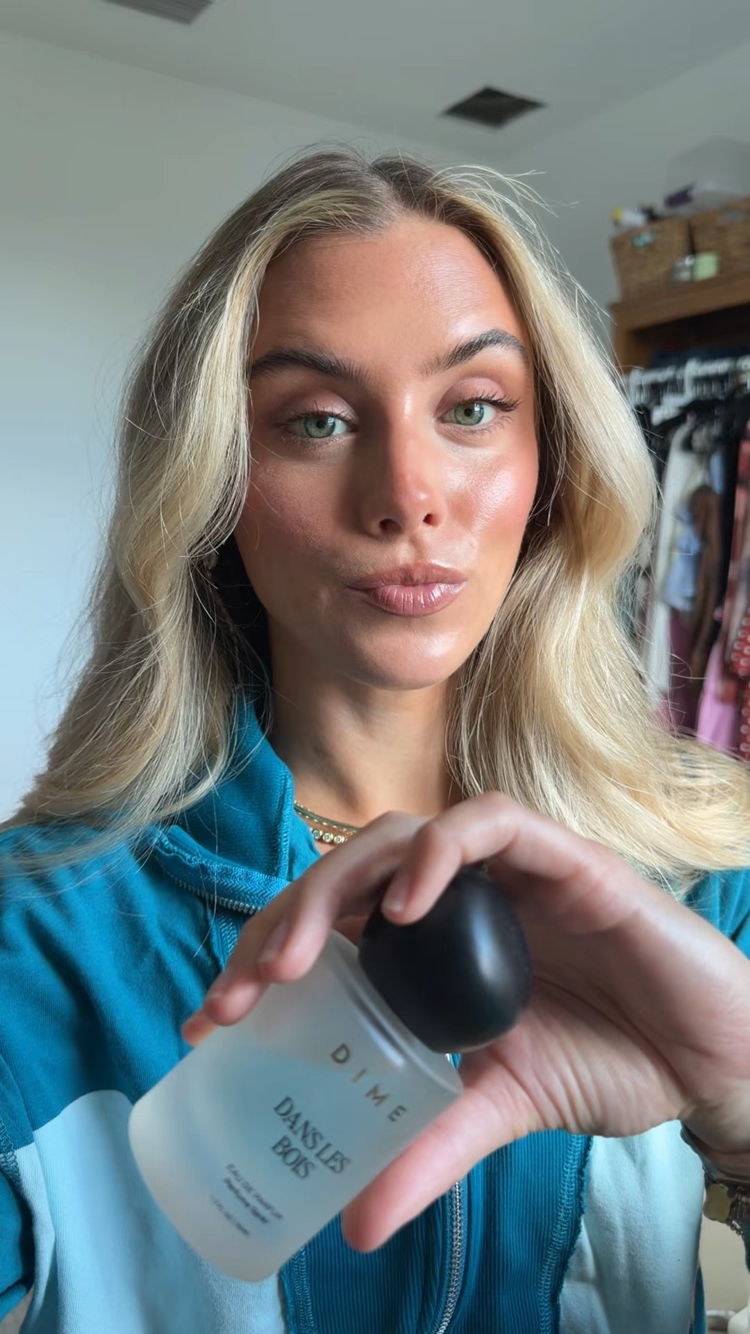 Fall in love with DIME's Eau de Parfum! French for "into the woods", Dans Les Bois is feminine, bold, and intoxicating. A sophisticated multilayered scent featuring warm tones of cedarwood and subtle fresh florals. Turn heads and stand out as you explore the world. @ulta