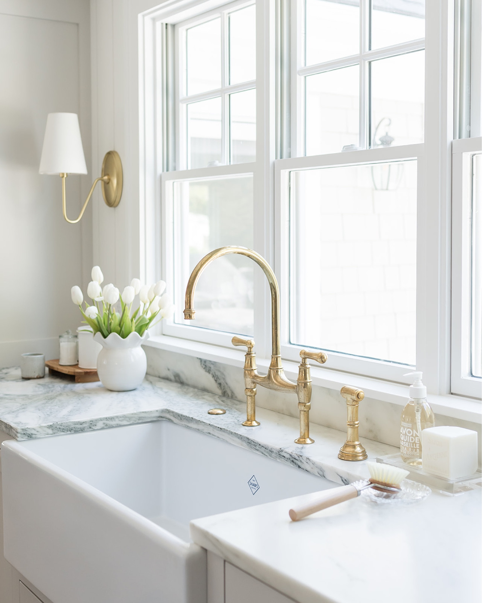 Our shining kitchen moment—the unlacquered arched faucet of my dreams paired with Pale Oak cabinets, Danby marble countertops and vertical shiplap in Simply White.

Shop the look and follow @pennyandpearldesign for more home style✨

#LTKhome #LTKstyletip #LTKFind
