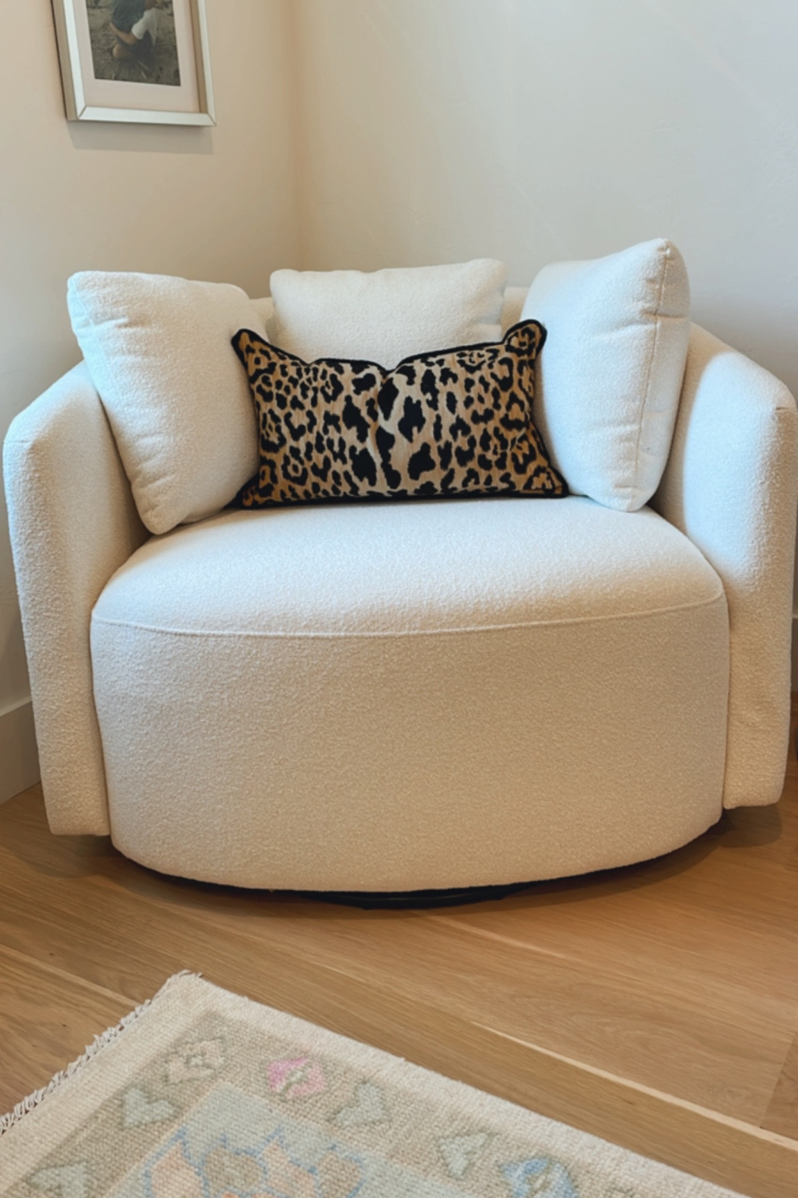 Who knew you could seriously be in love with a chair!!!! Sitting in it every chance I get😍 #bedroomchair #livingroomchair #moonchair #whitechair #swivelchair #comfychair #softchair #boucle #pillowchair #nurserychair