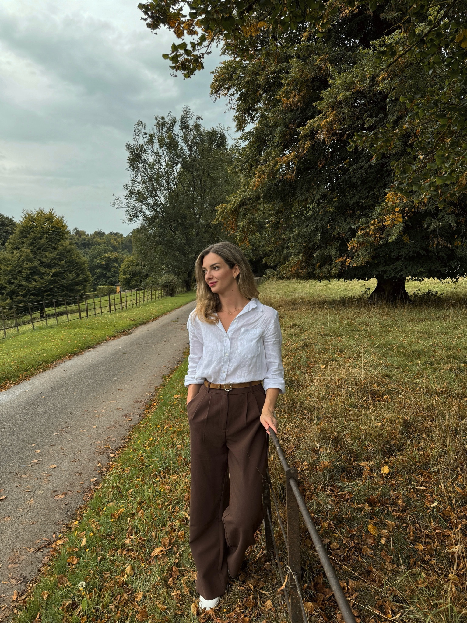Autumn outfit Uk 🍂 White shirt & brown wide leg trousers 🤎 Belt: Fairfax & Favor

Autumn 2024, Autumn outfits UK, Autumn capsule, Country outfit, country chic, White shirt, white button up shirt, wide leg trousers, old money style women, preppy style, preppy outfits, preppy fall

#LTKuk #FashionMonth #LTKautumn