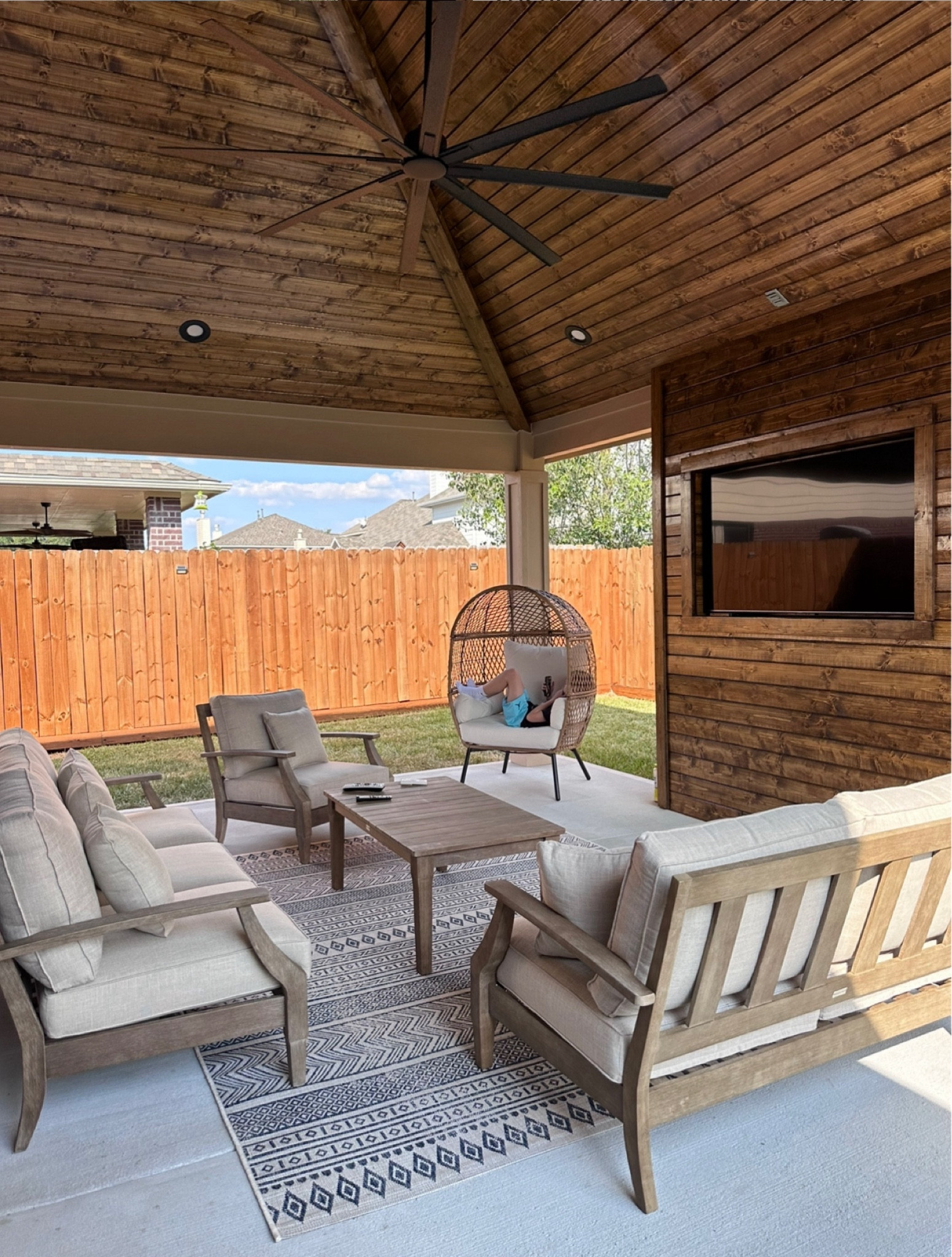 Patio refresh // patio decor // patio furniture // patio // 

#LTKHome #LTKxWayDay #LTKSaleAlert