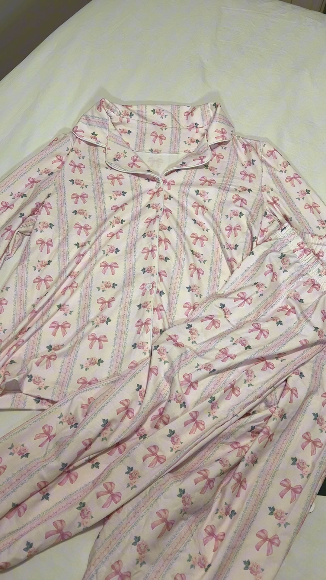 coquette bow pajama set

#LTKFindsUnder100 #LTKSaleAlert