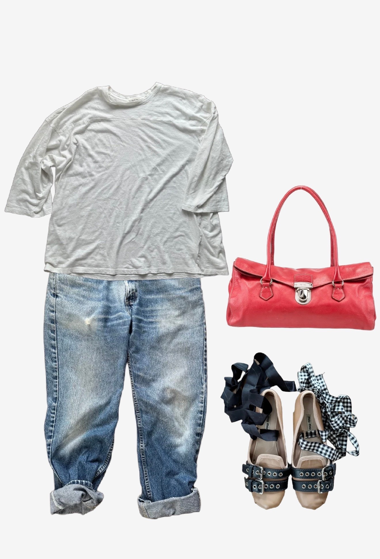 Last one and I’m caught up for the week. 
Jeans and bag are vintage, shoes preloaded.

#LTKcanada #LTKsummer #LTKstyletip