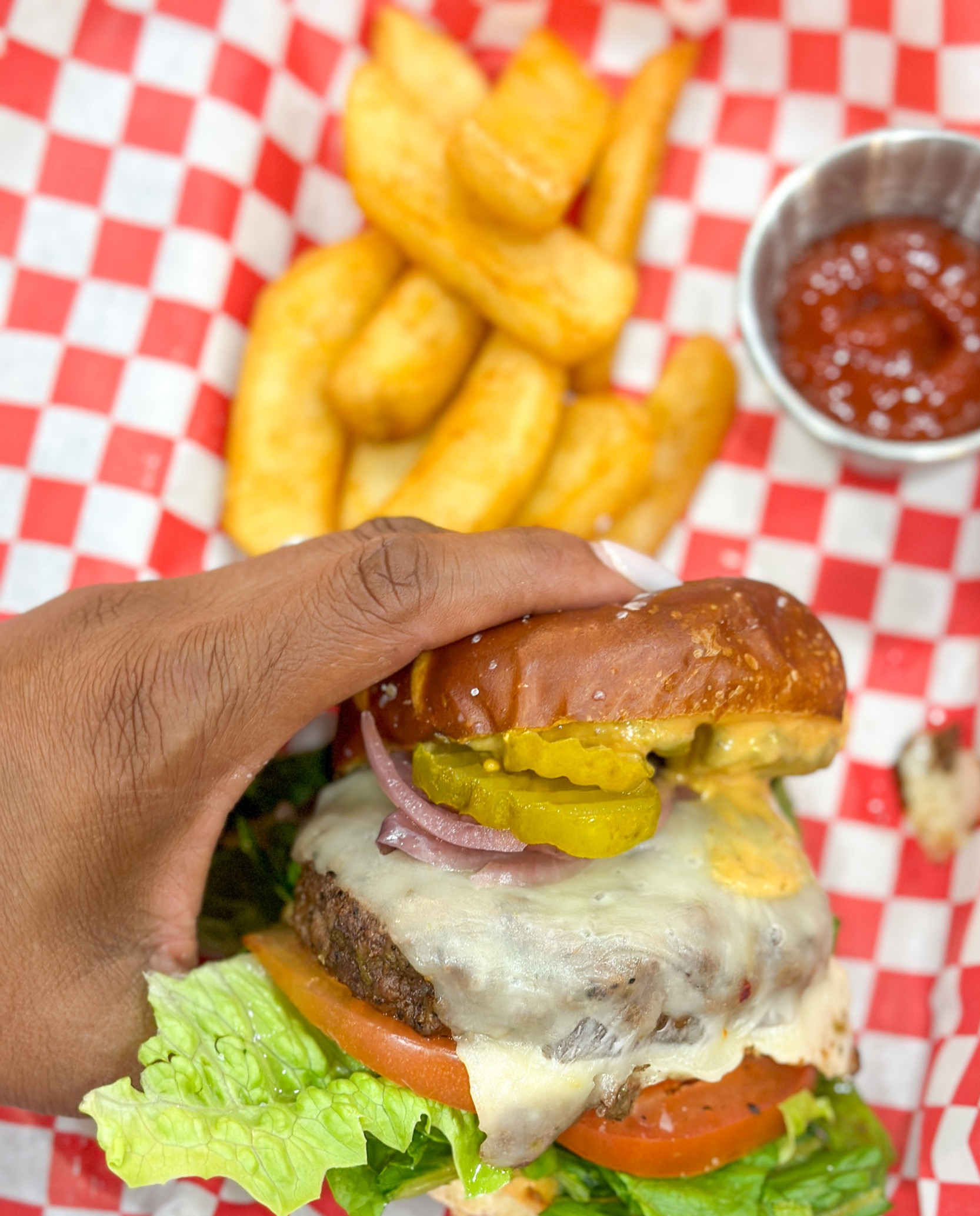 Served our Pretzel Burgers on these Serving trays with picnic paper. #servingtrays #burgers #pretzelburgers #trays #athomewithdsf 

#LTKhome