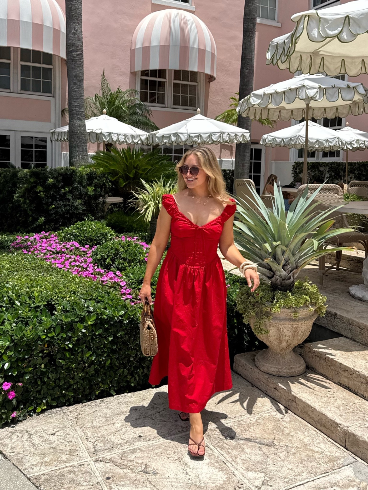 Abercrombie MDW sale! Loveeee this dress. I’m wearing a SP. #abercrombie

#LTKootd #LTKgrwm