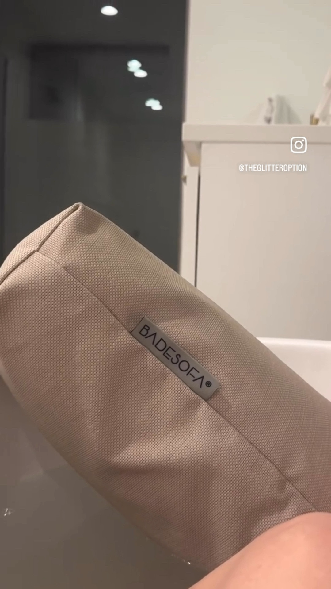 Bath time, but make it luxury. ✨
The BadeSofa turns your tub into a five-star soak—soft support, total comfort, and zero rushing.
Light a candle, pour a drink, and stay awhile… because self-care should feel this good.
#ad #badesofa @badesofa_usa

#LTKHome #LTKmomlife #LTKGiftGuide