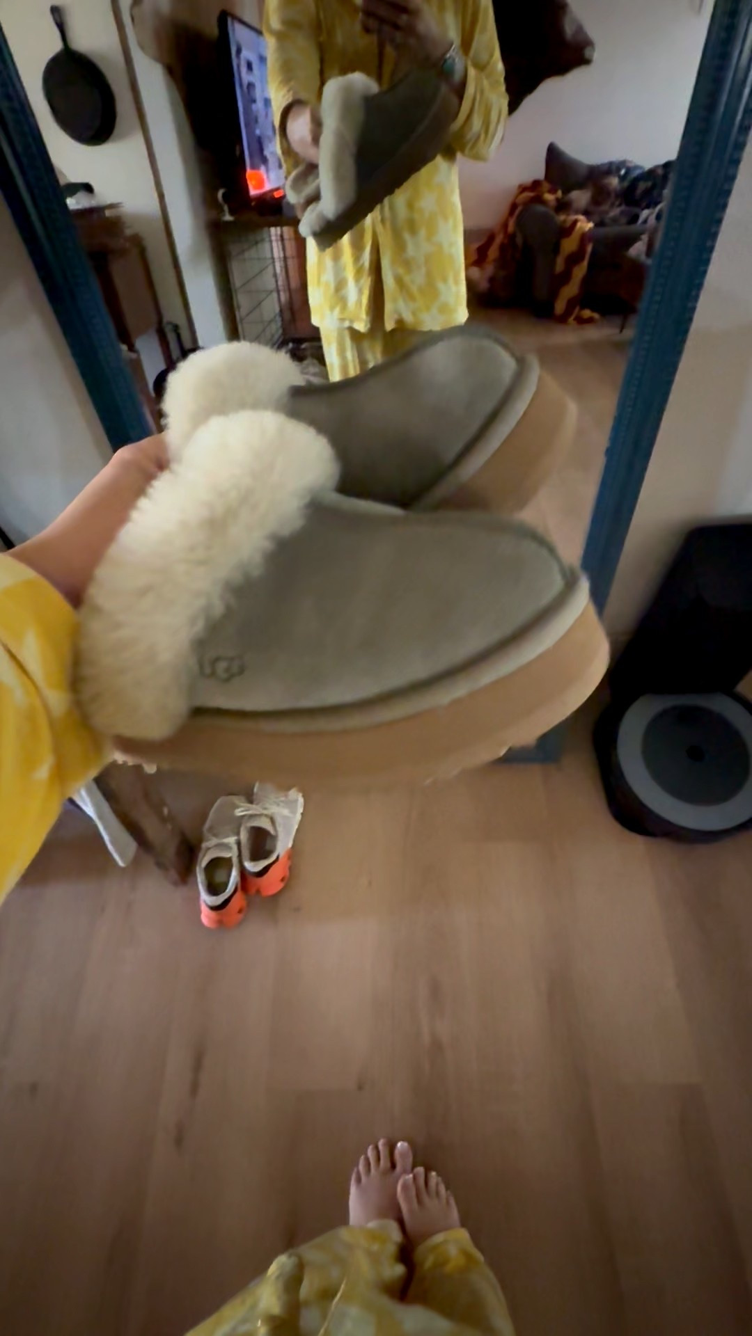 My favorite house shoes! And I love the green! Some styles are on sale for under $100 🧦

Uggs. Slippers. House shoes. Ugg slippers. Ugg clogs  

#LTKSaleAlert #LTKselfcare #LTKmorningroutine