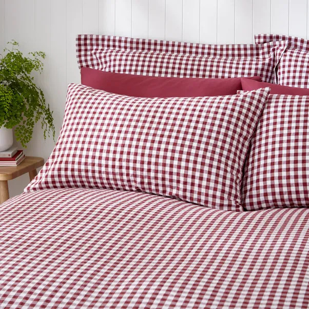 Portloe Gingham Woven 100% Cotton Standard Pillowcase Pair | Dunelm