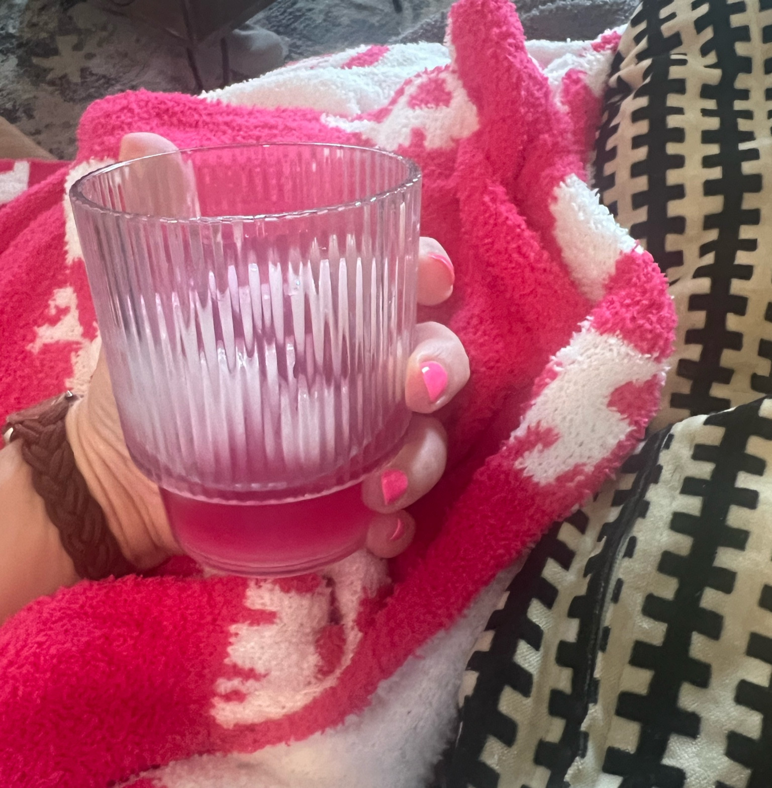 Morning hydration drinkk

#LTKHome #LTKBeauty #LTKOver40