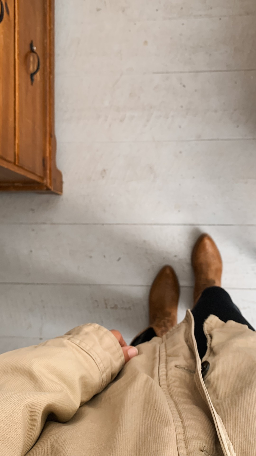 Barn Coat & Fall Boots Vibes 🍂 

Fall Outfit 
Autumn 
November

#LTKGiftGuide #LTKStyleTip #LTKSeasonal