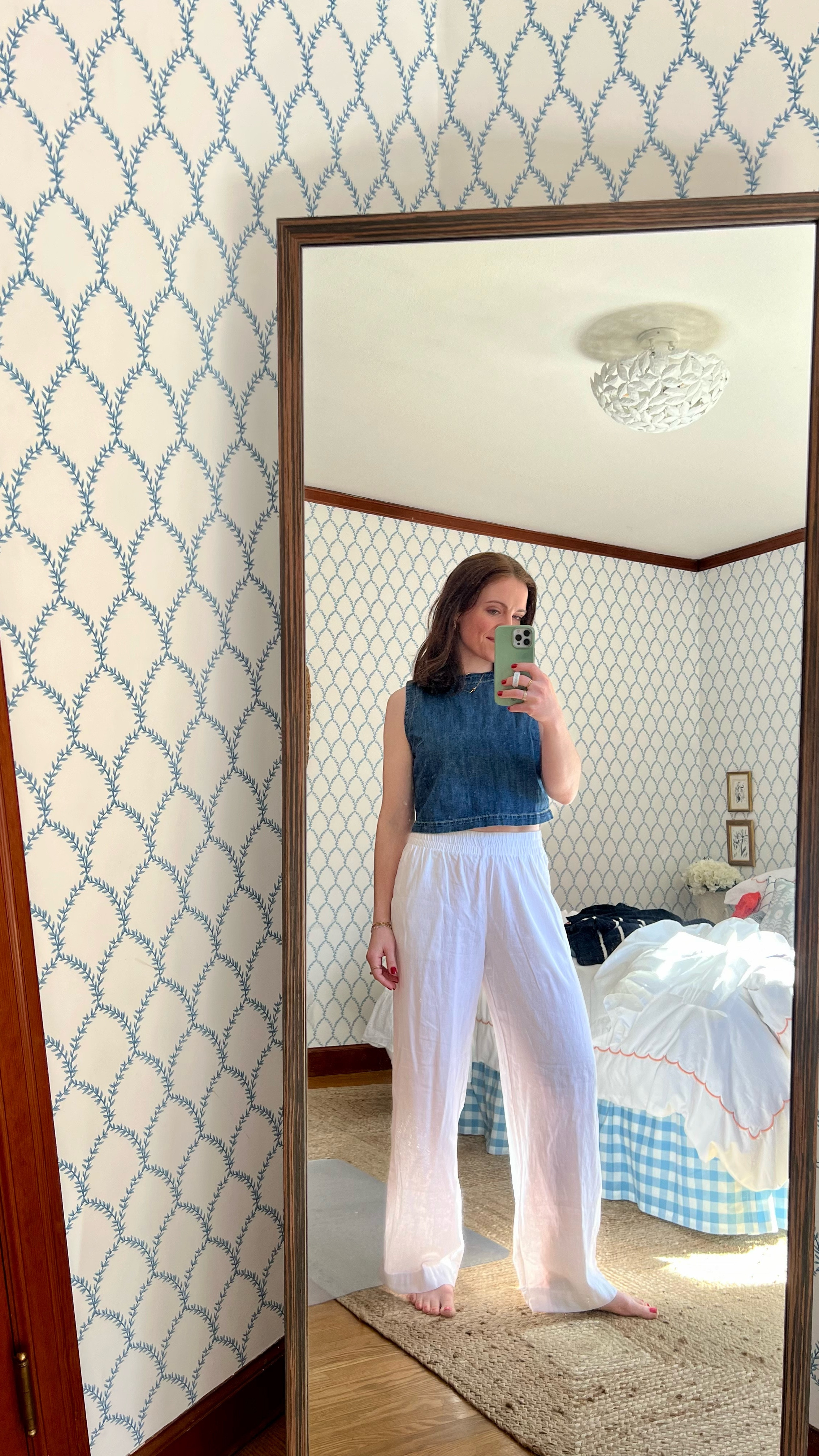 Love these comfy, classic white linen pants and this cropped button back tank!

#LTKSeasonal