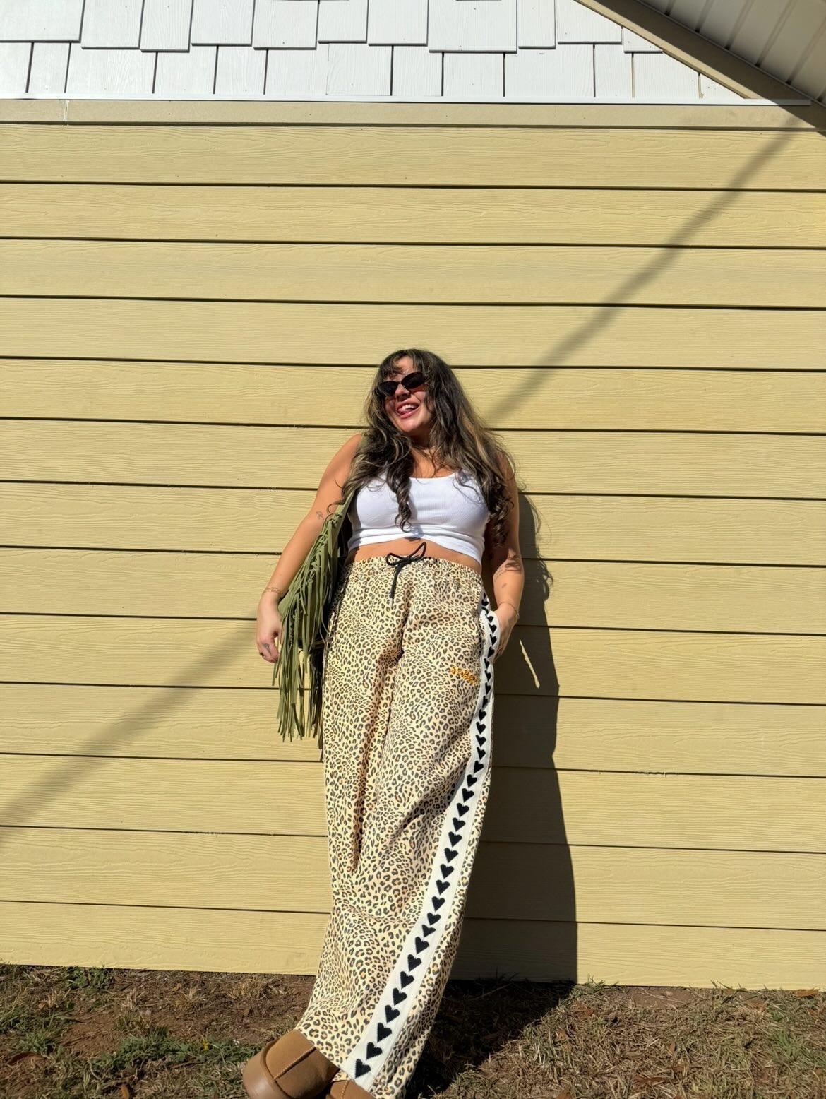 Hanes tank on repeat! These 🐆 pants from Sabbi you’ll have to kill me for! 🕶️🪩 & this bag 😮‍💨 best amazon bag yet!

#LTKgrwm #LTKootd #LTKdayinmylife