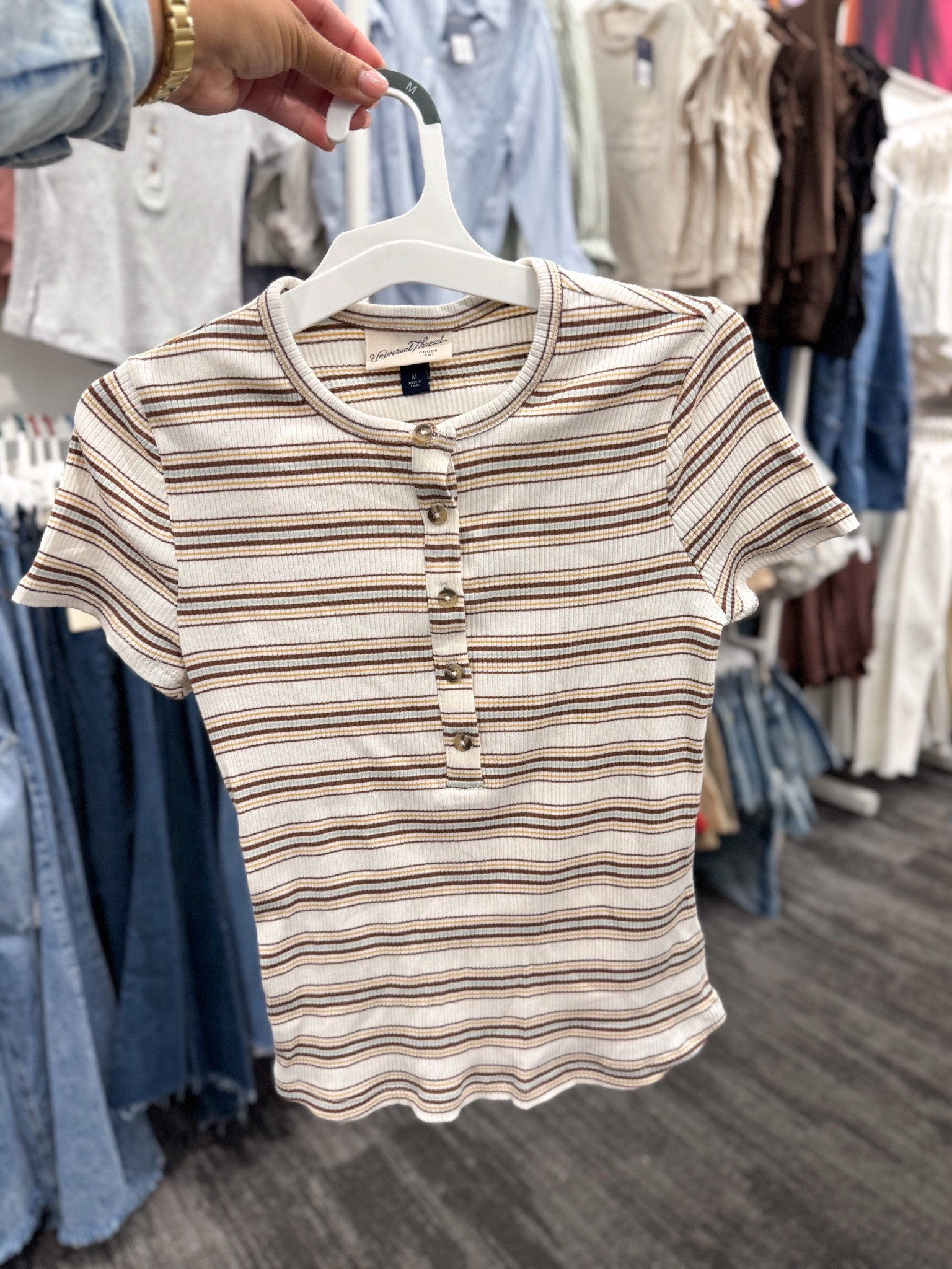 vintage vibes with this stripe tee!!

target finds, target fashion

#LTKSaleAlert #LTKootd