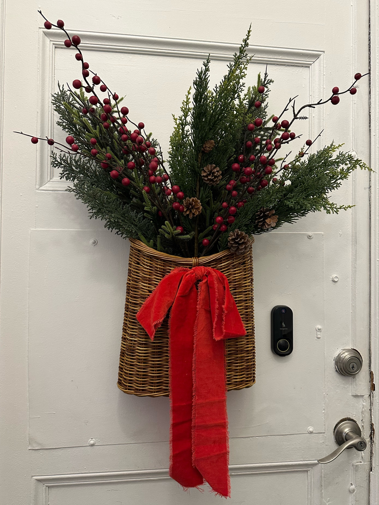shop my holiday door decor❣️

#holidayhome #christmasdecor

#LTKSeasonal #LTKHoliday #LTKHome