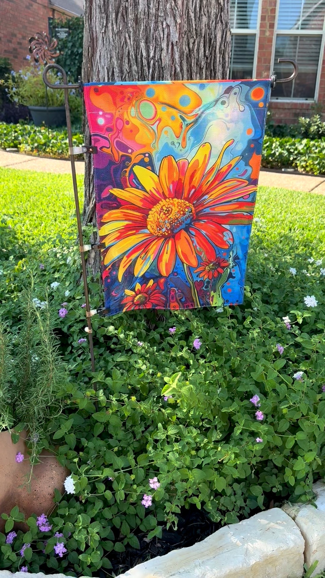 Brighten your garden with this vibrant burst of color….where sunshine meets psychedelic blooms! 🌼✨

#LTKFindsUnder50 #LTKHome