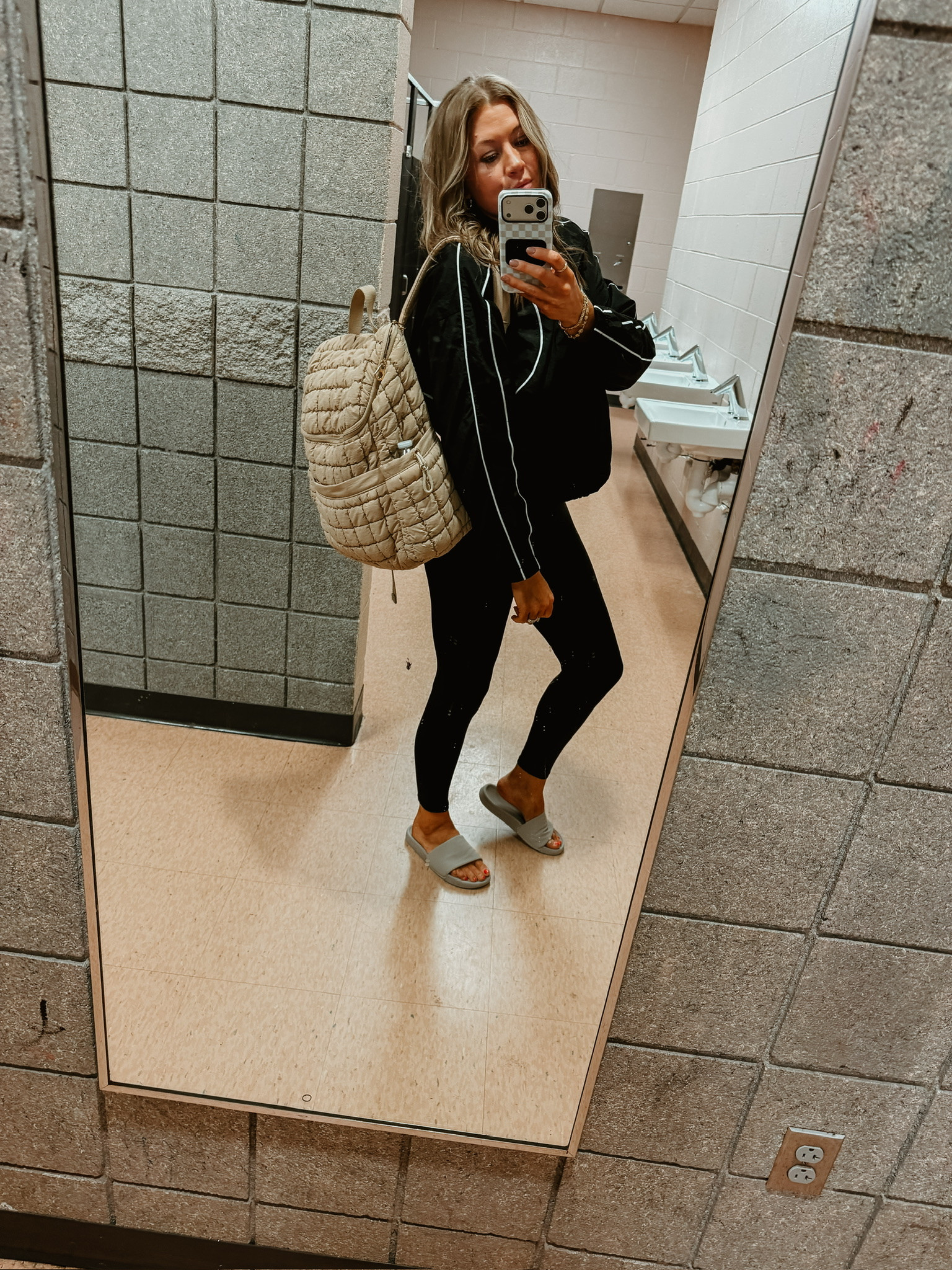 Sporty mom fit! Tournament ready! 

backpack mom outfit mom bag sporty outfit athleisure leggings  

 #LTKdayinmylife #LTKootd