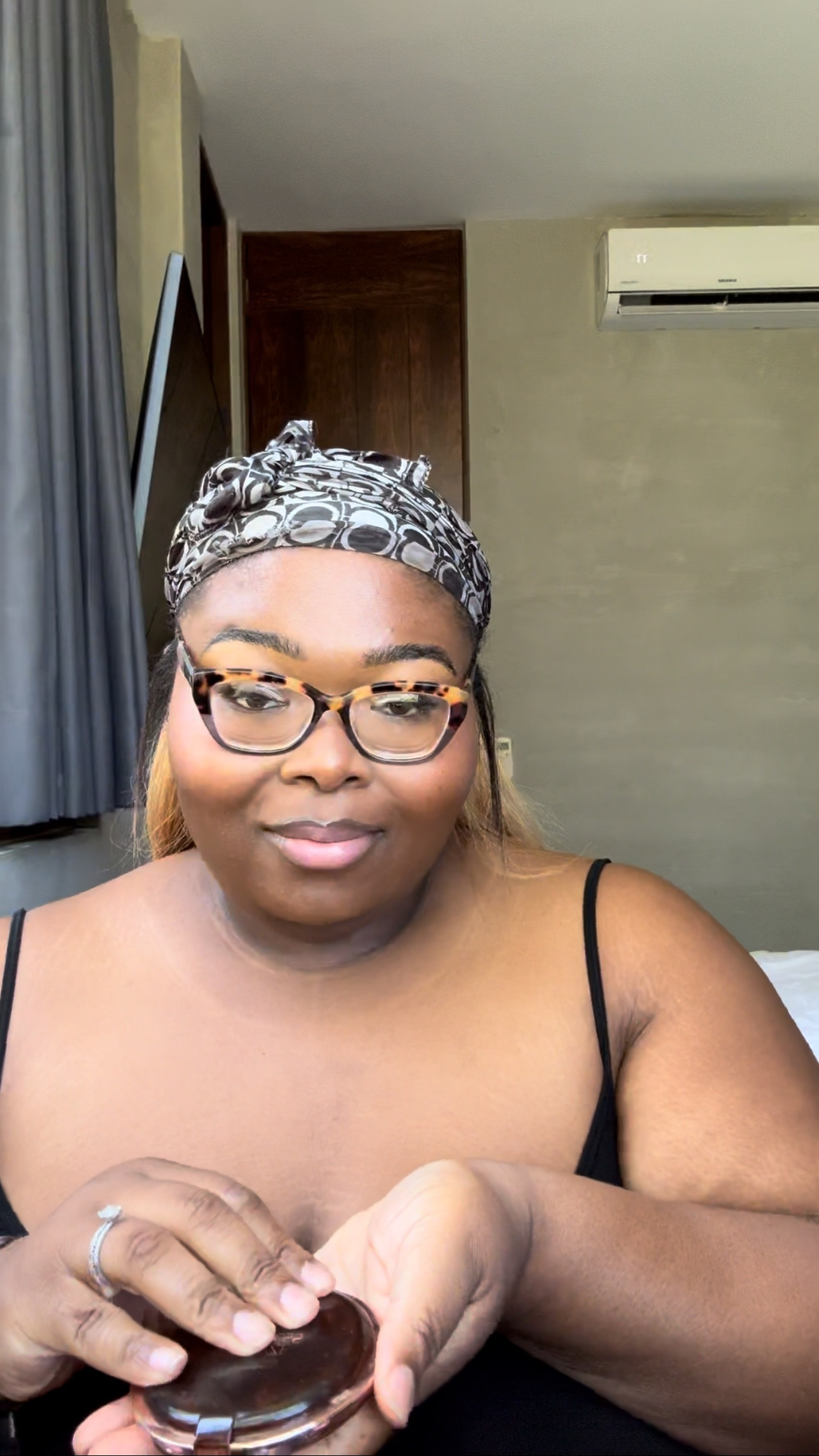 Brows so good they raise themselves!
3 steps + 3 must-have products = Brows that WOW LTK!
#eyebrowtutorial #laminatedbrows #browgel #BrowsOnFleek

#LTKFindsUnder50 #LTKPlusSize #LTKBeauty