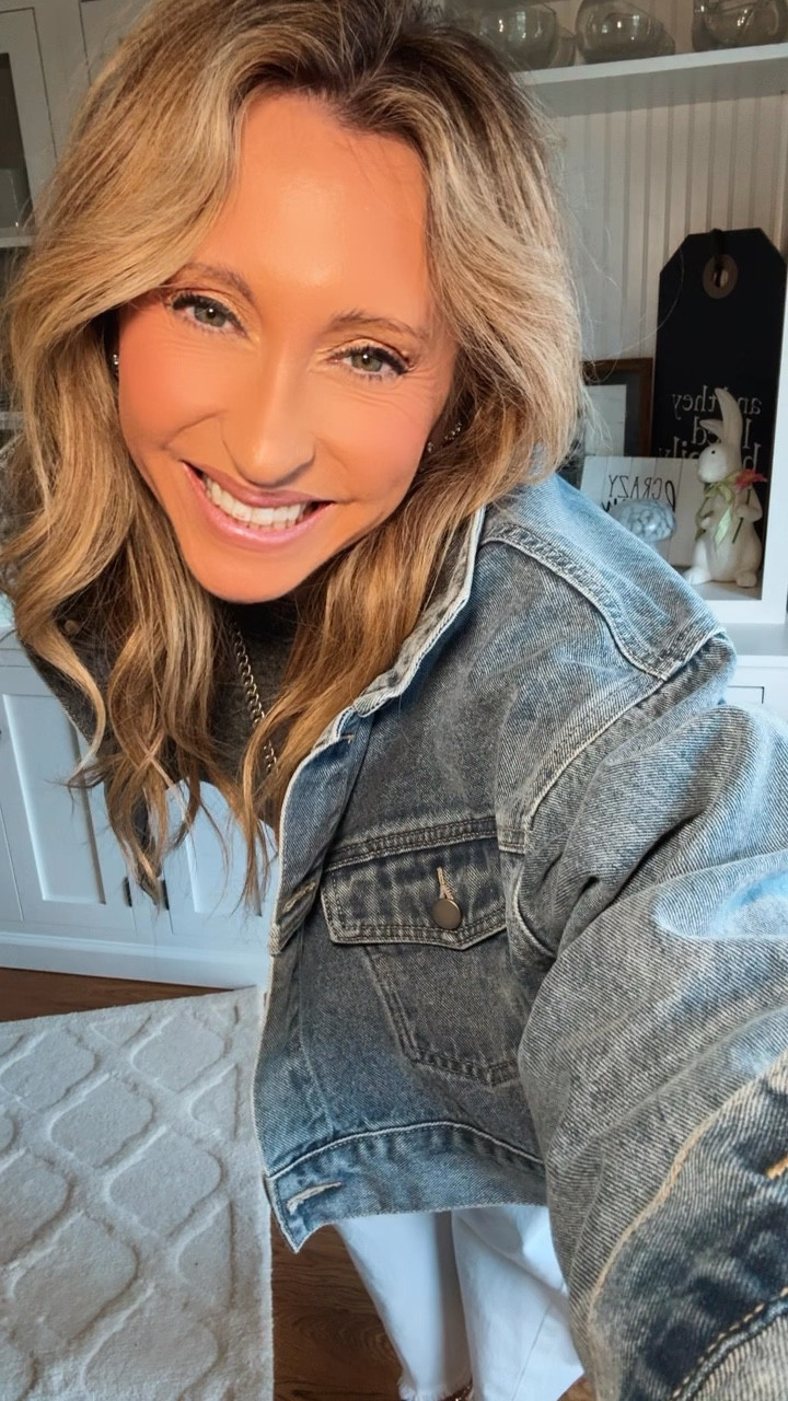 Sometimes neutrals are the best selection… easy pieces to grab for over and over… weekend style just hits differently… 

Use code LINDSAYSAVE35 @VICI 

Anthropologie, white jeans, denim jacket, jewelry 

#LTKgrwm #LTKootd