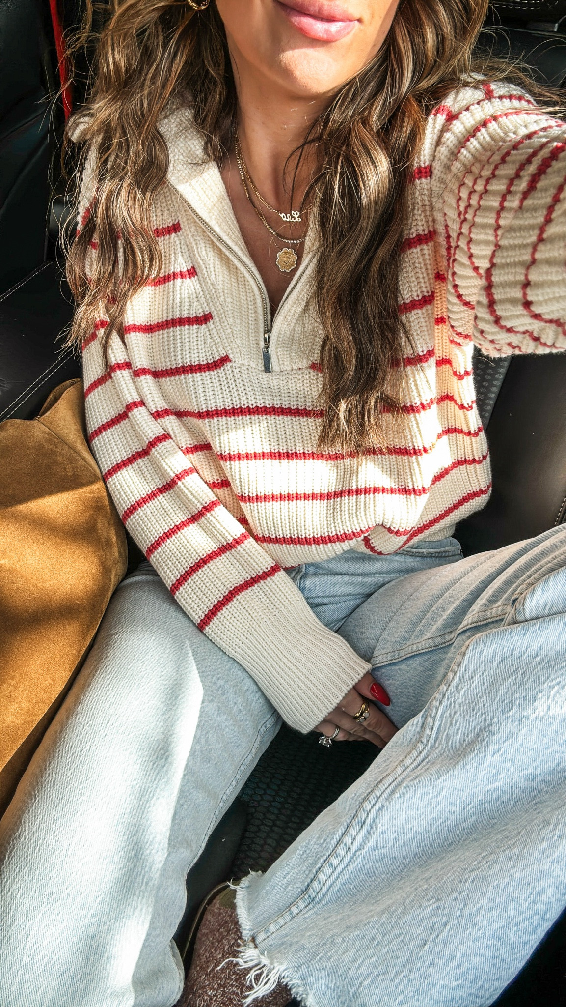 ZS-KRISTINA15 works on the sweater 🎁 in size small & 25 denim.

#LTKSaleAlert #LTKHoliday #LTKSeasonal