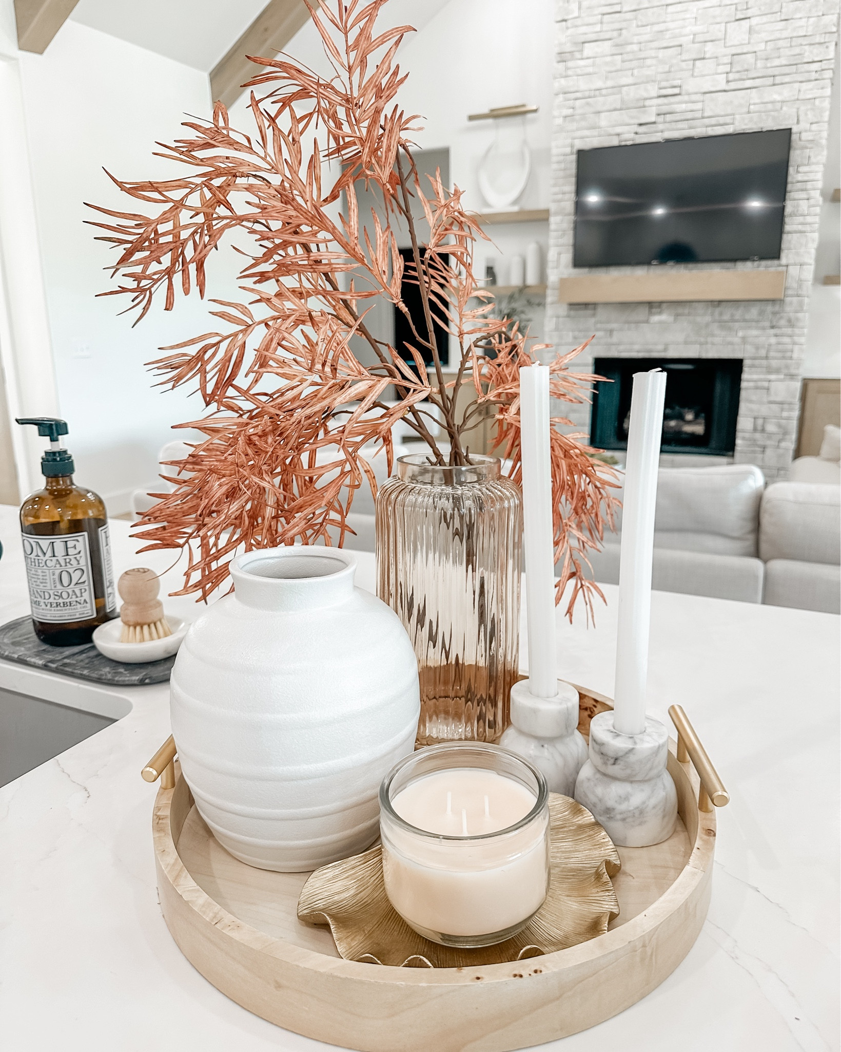 If you are ready to shop for Fall decor you may be surprised to see most stores only have Halloween decor, which is cool and all, but I was looking for more Fall pieces. #Walmartpartner When I got on @Walmart online I found exactly what I had envisioned for my Fall decor this year! 

#LTKHome #LTKFallSale #LTKFindsUnder50