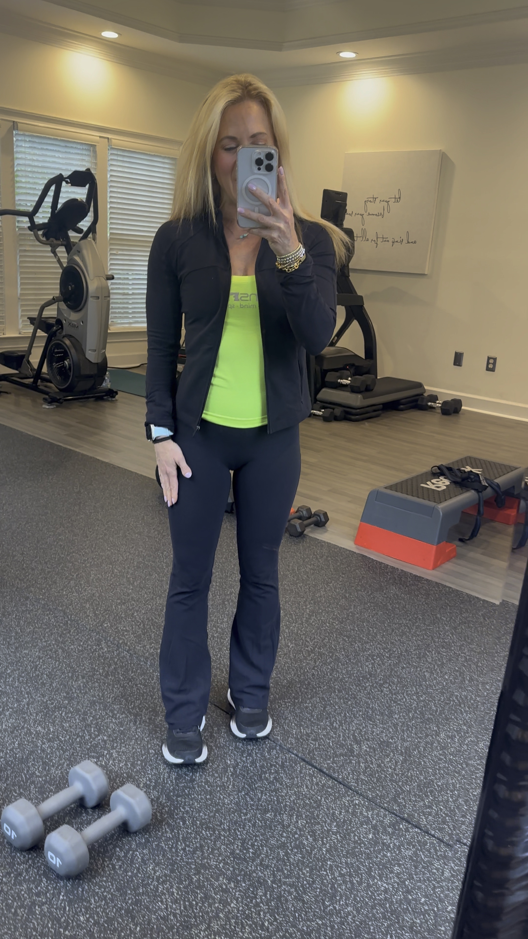 High waisted groove pants & swiftly race length tank! New cross necklace 💪🏻✝️

#LTKfitness #LTKbeauty #LTKfindsunder100