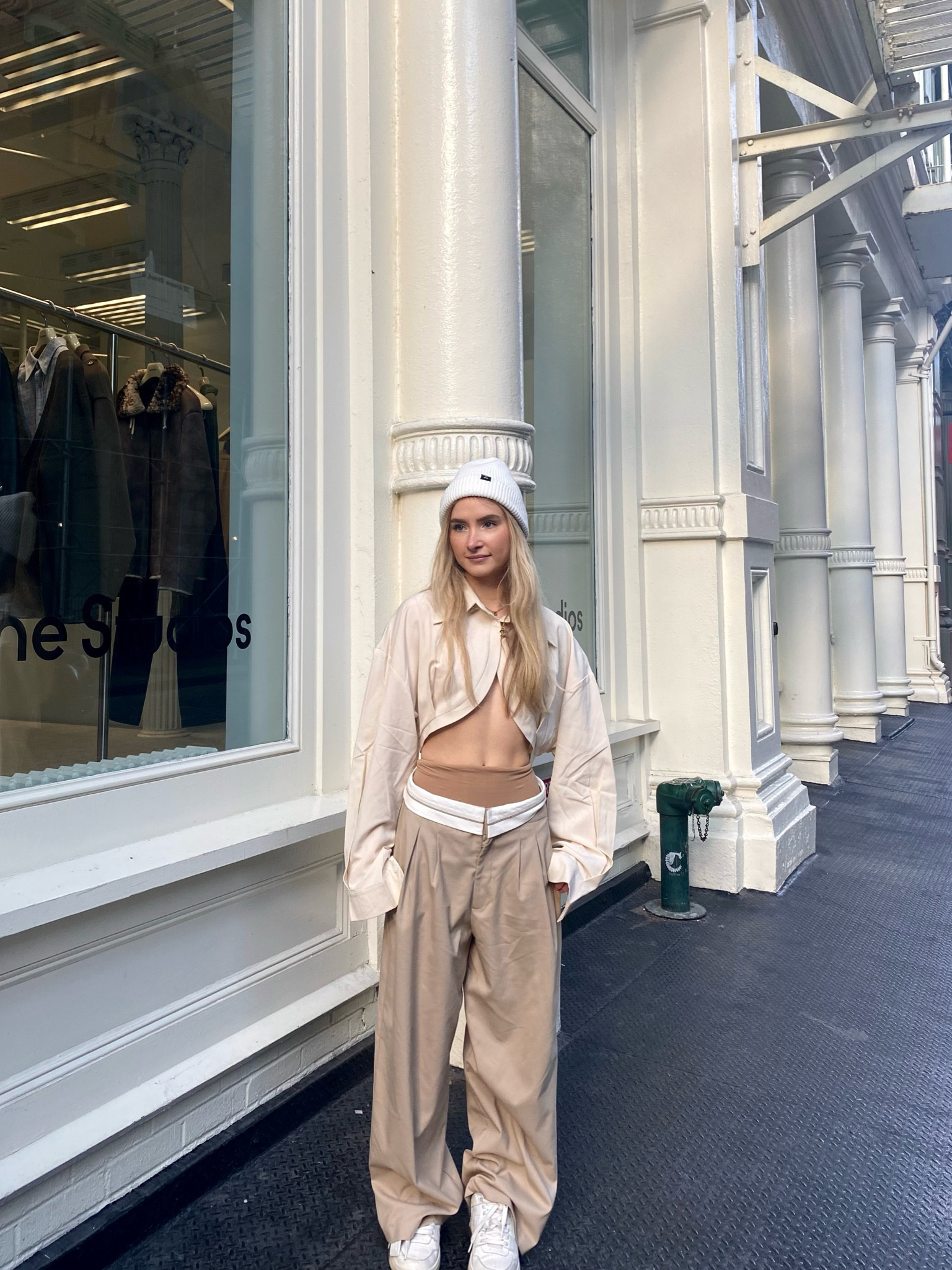 Minimal streetstyle look - beanie, cargos, crop shirt 

#LTKfit #LTKSeasonal #LTKstyletip