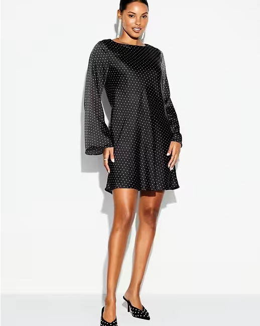 Old Navy is killing it this fall. I am loving the classic yet chic & fun pieces they have. 

Everything is 50% off right now, but ending soon!!! 

#LTKSaleAlert #LTKSeasonal #LTKFindsUnder50