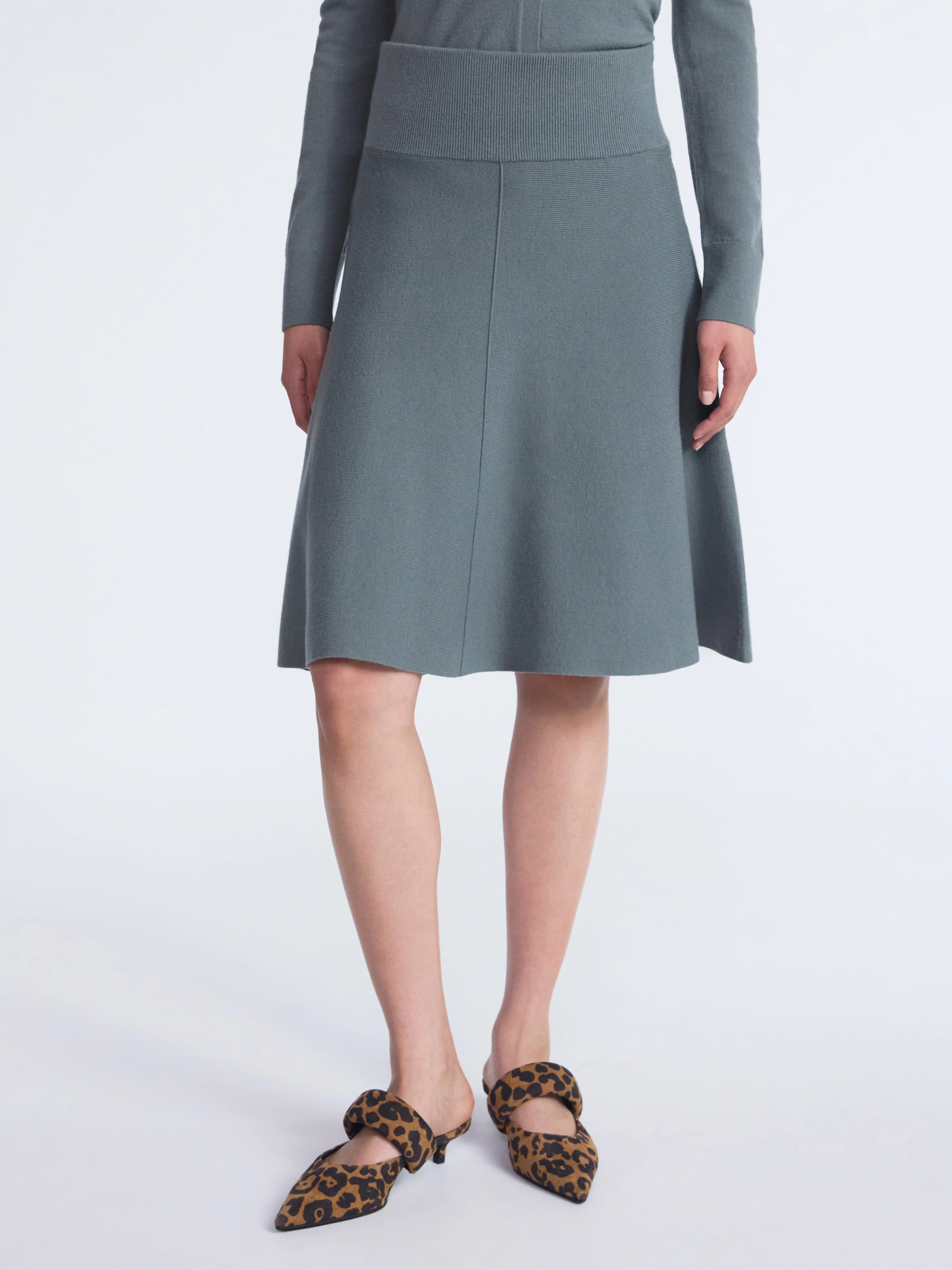 Scoop Women's and Women’s Plus Sculptural Sweater Knit Midi Skirt, Sizes XS-4X | Walmart (US)