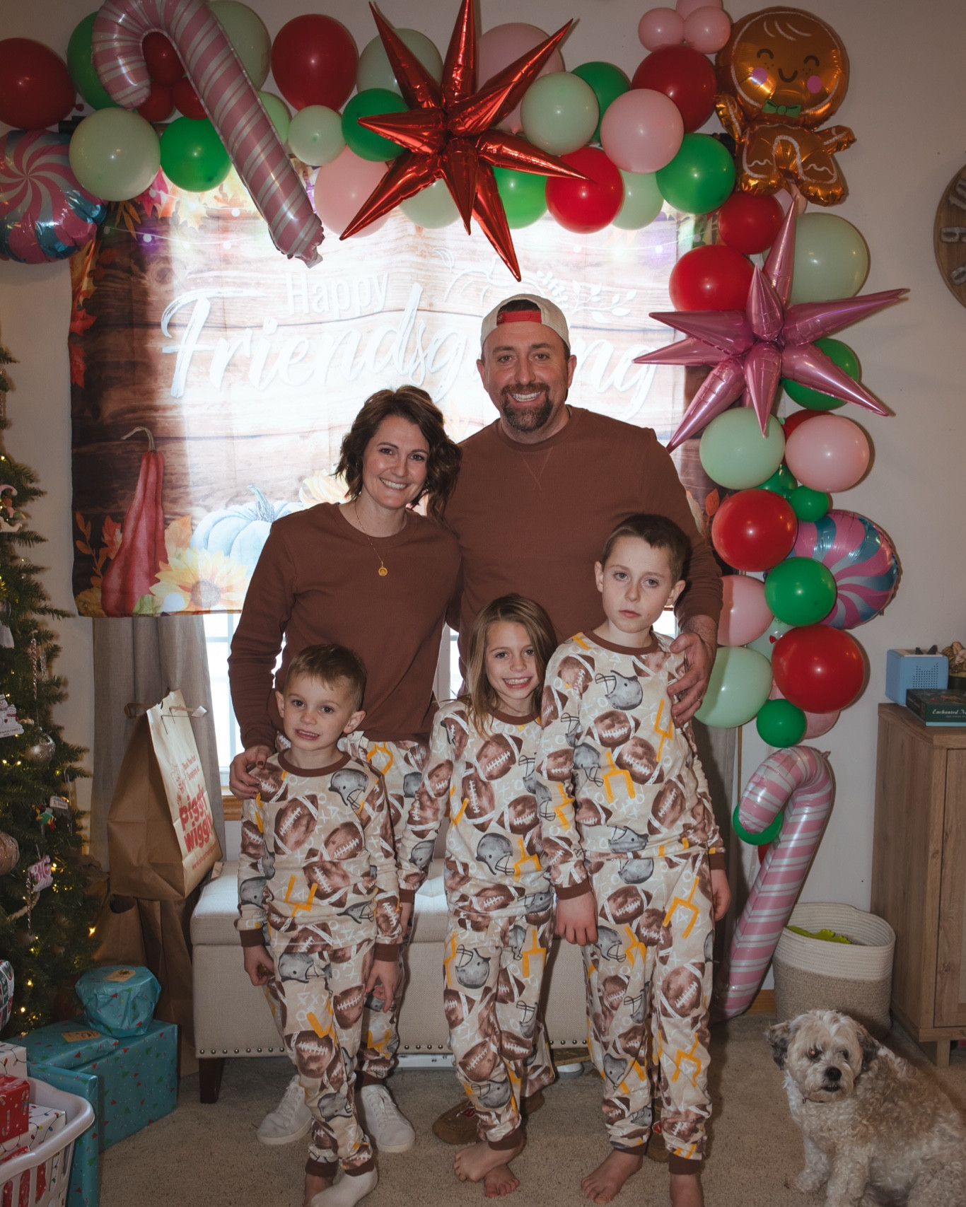 Friendsgivingmas decor and matching pjs 

#LTKHoliday #LTKSeasonal