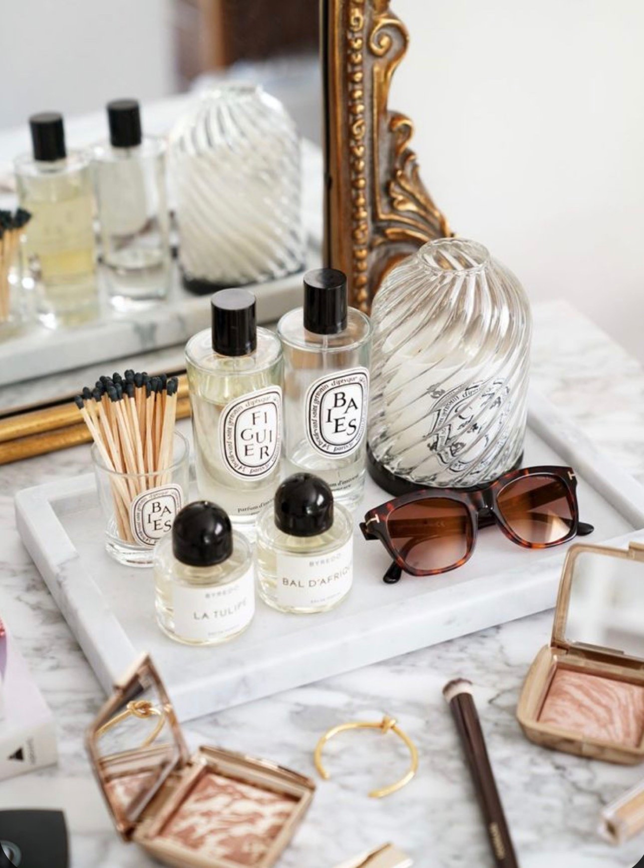 Luxury lives in the details 🤍
A chic vanity moment featuring elevated fragrances, timeless tortoise sunnies, and marble accents—because everyday rituals deserve a little indulgence.
Linked: my favorite perfumes + vanity decor essentials.

luxury vanity decor
perfume flatlay aesthetic
chic vanity styling
marble vanity tray
designer inspired beauty
luxury fragrance collection
editorial beauty flatlay
bathroom vanity inspiration
minimal luxury home decor
aesthetic perfume display
beauty counter styling
neutral luxury aesthetic

#LTKselfcare #LTKBeauty #LTKdayinmylife