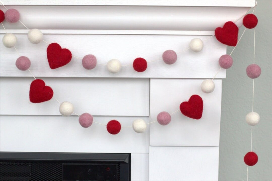 Valentine's Day Felt Garland Decor 1 Felt Balls, 1.75 Hearts Red, Pink, White Mantle Banner, Shel... | Etsy (US)