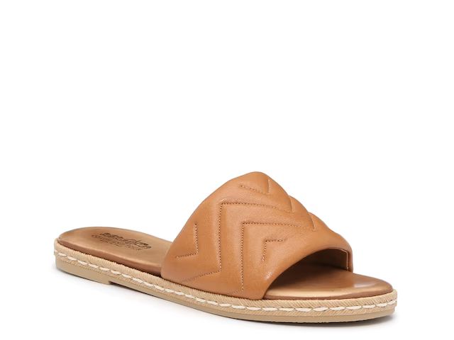 Quaglia Slide Sandal | DSW