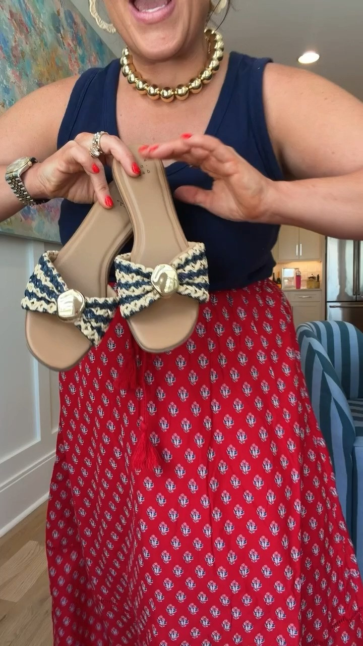 How CUTE is this outfit??! 

 #LTKdayinmylife #LTKootd #LTKSeasonal