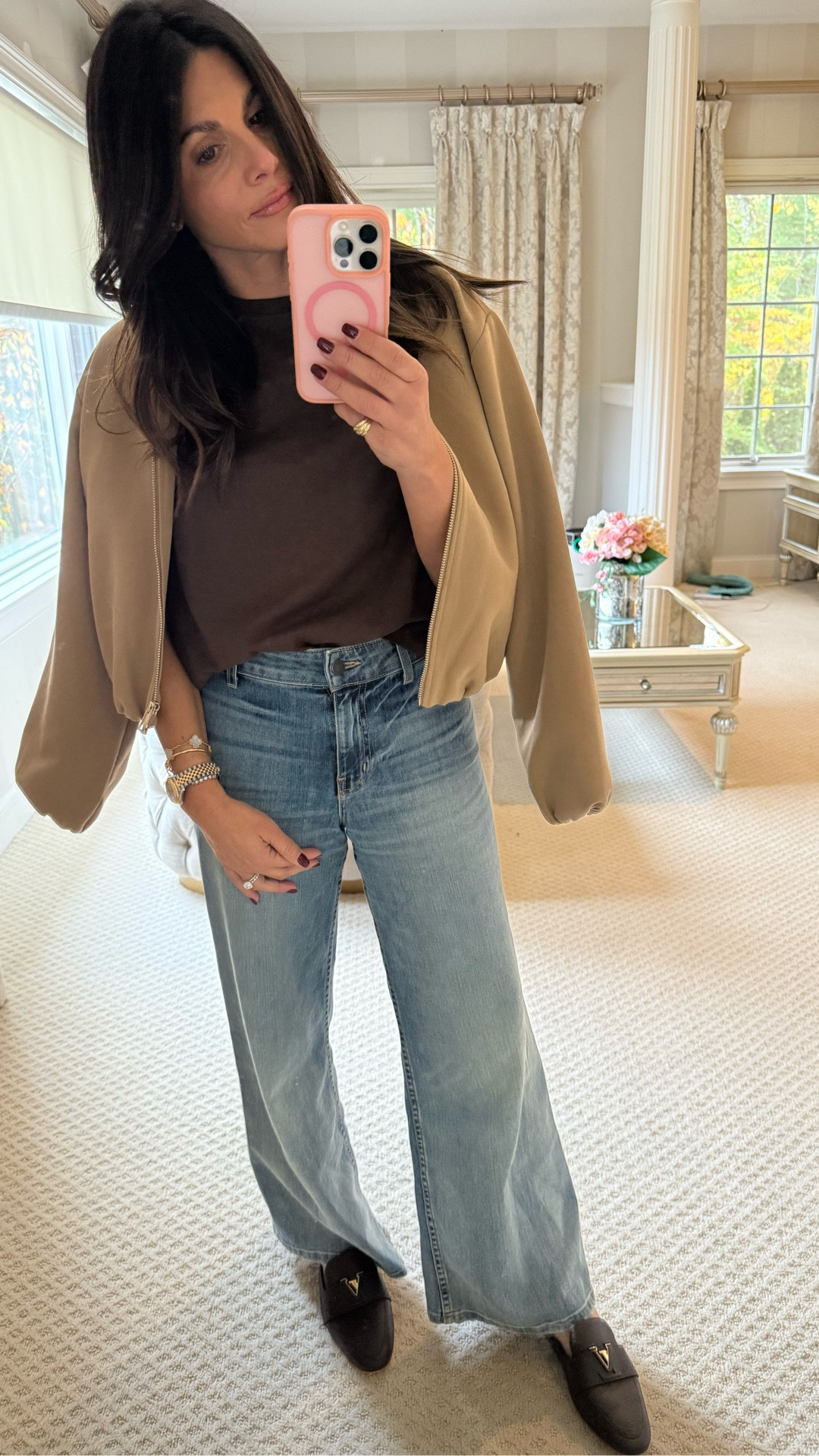 I’ve been loving this combo lately — the e.l.f. Vitamin C + E Ferulic Serum for bright, even skin (a great dupe for SkinCeuticals), RoC Lip Volumizer to smooth and plump, and L’Oréal Midnight Eye Cream for that rested look I don’t always have 😅.
And this lip pumper is a win worth the hype! 

Kept it simple with wide-leg jeans, a neutral jacket, and loafers — casual but still pulled together.

#LTKBeauty #LTKFallStyle #LTKFinds #LTKUnder50
